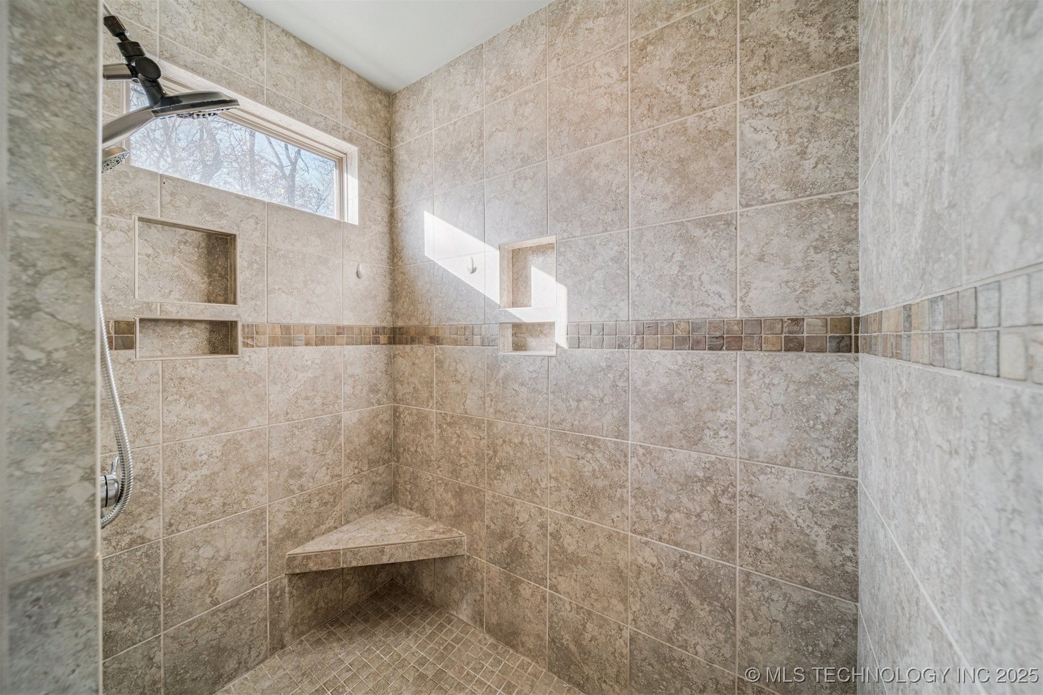 26110 E 115th Court Property Photo 14