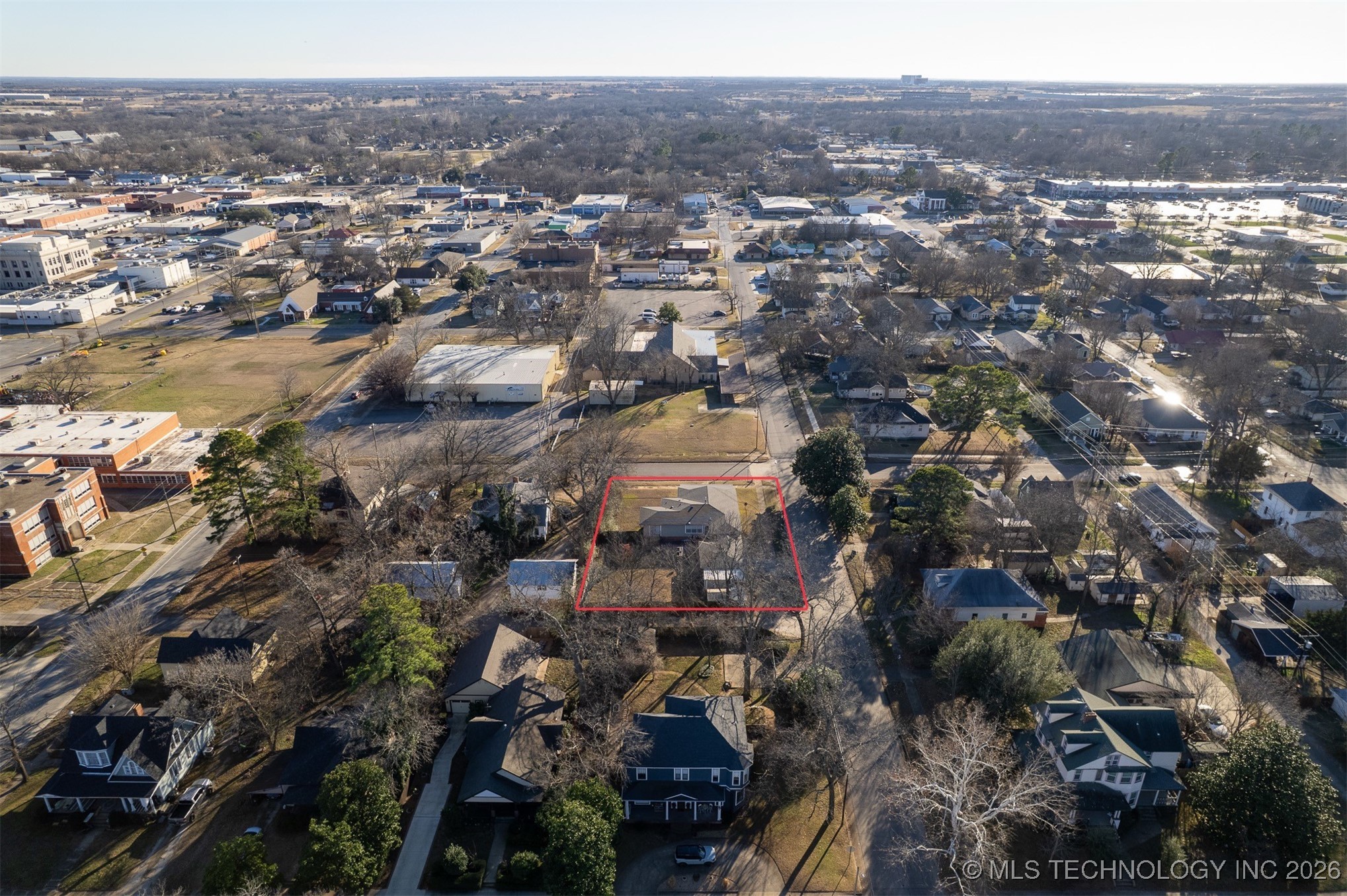 624 W Cedar Street Property Photo 17