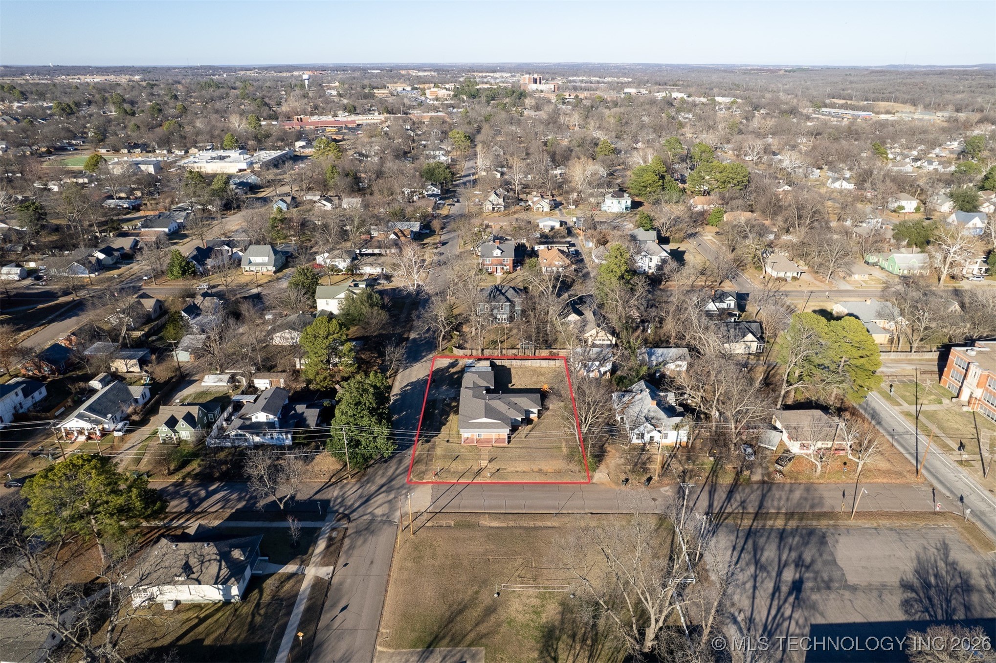 624 W Cedar Street Property Photo 18