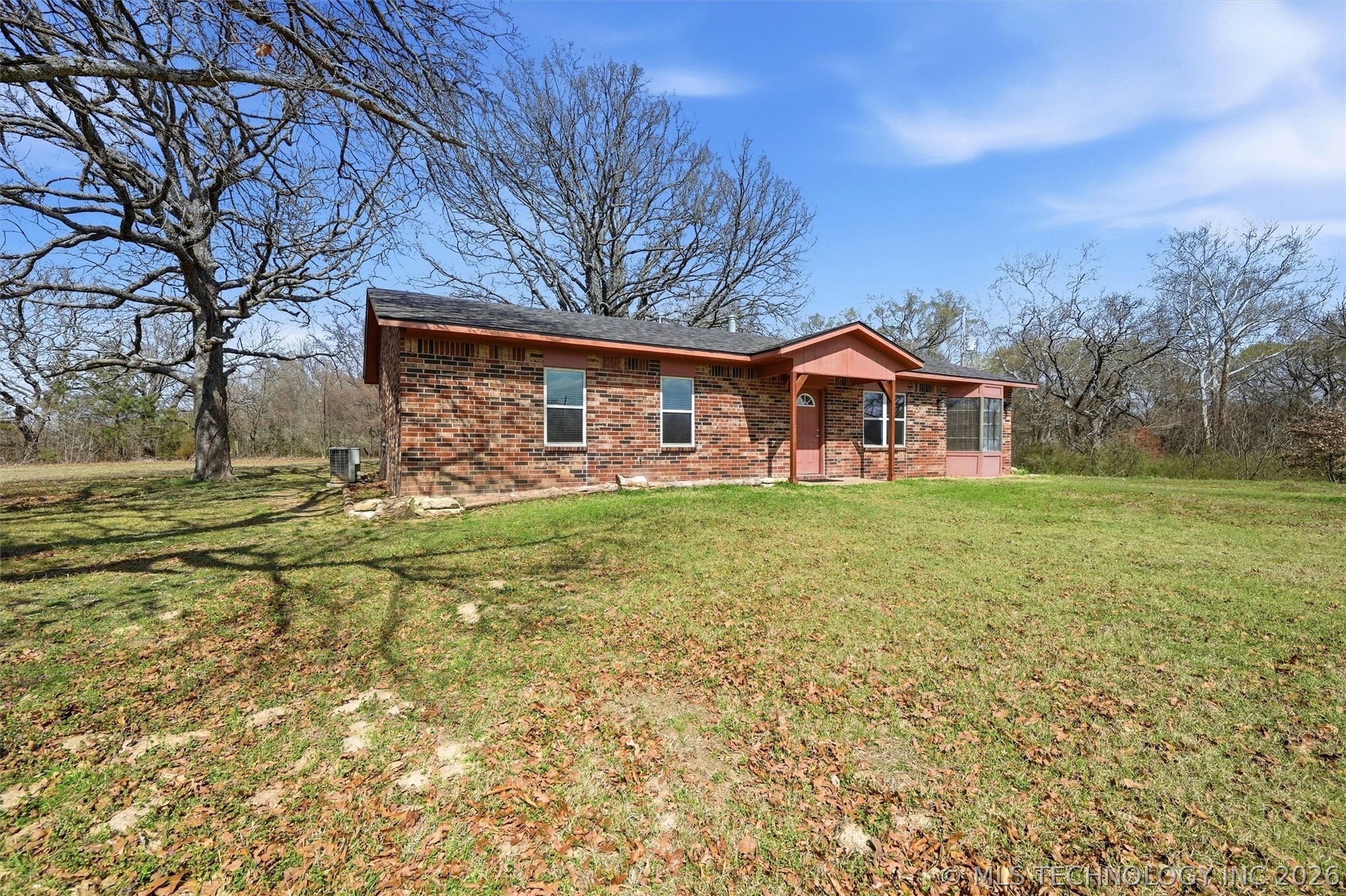 1880 Mcintosh Road Property Photo 3