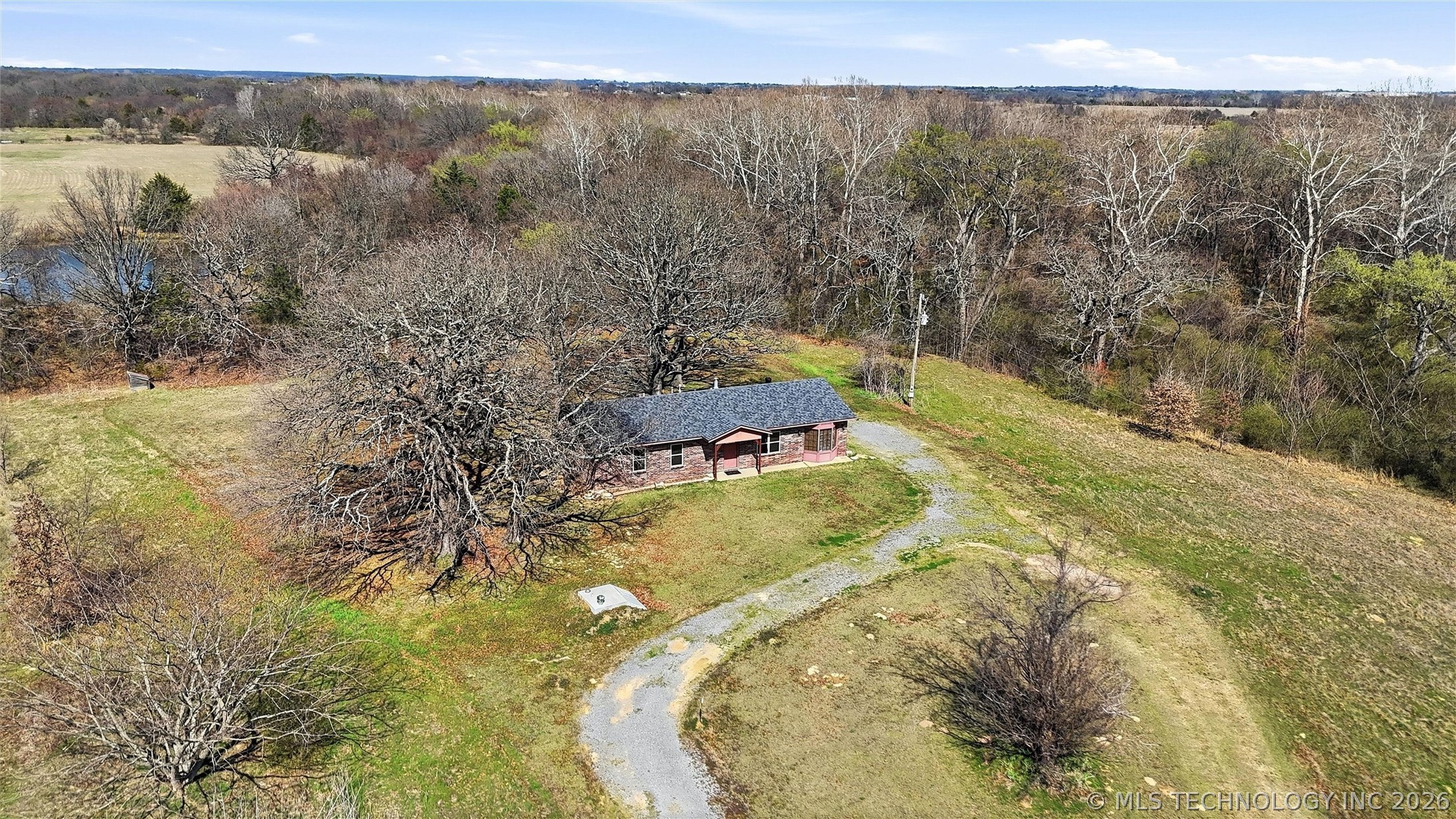 1880 Mcintosh Road Property Photo 6