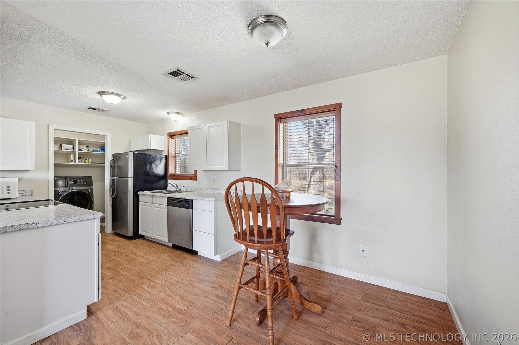 1880 Mcintosh Road Property Photo 17