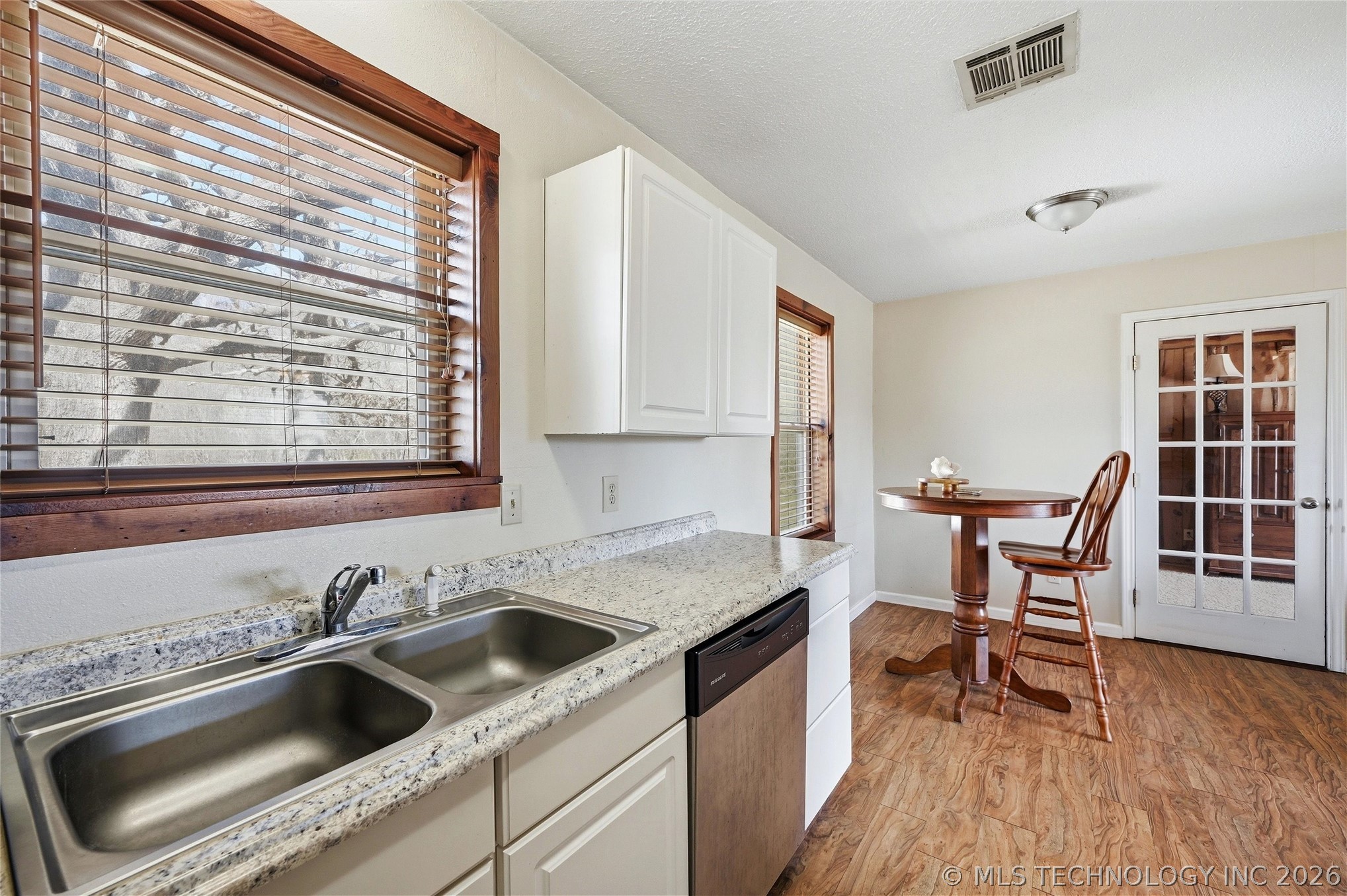 1880 Mcintosh Road Property Photo 19