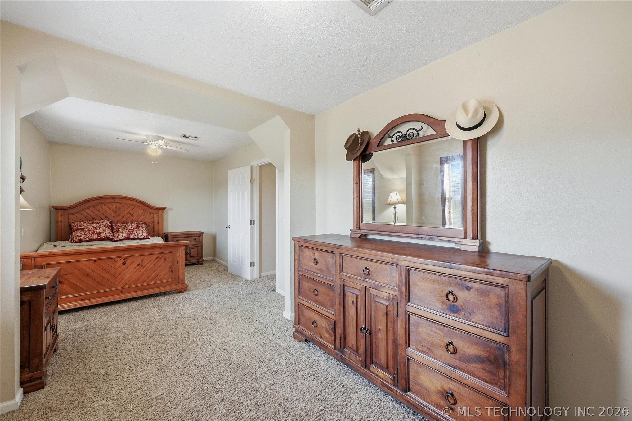 1880 Mcintosh Road Property Photo 27