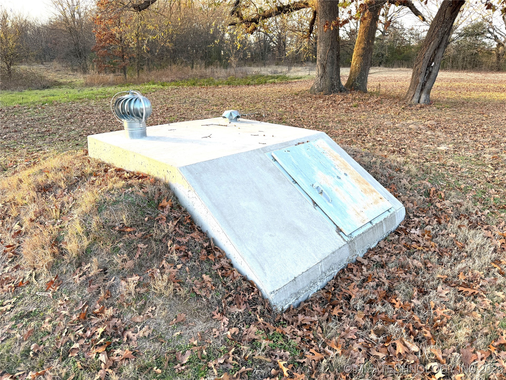 1880 Mcintosh Road Property Photo 35