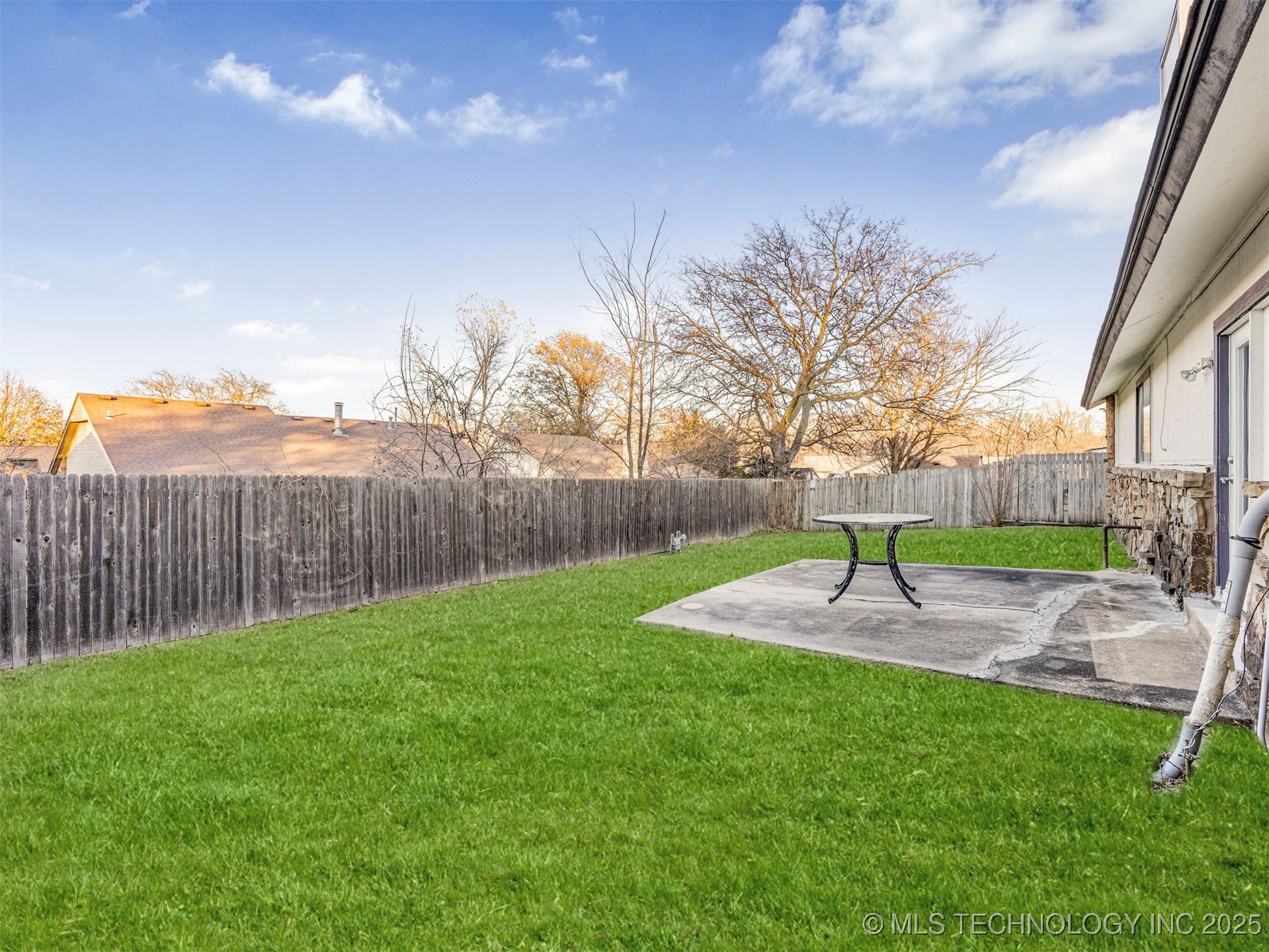 13811 E 32nd Street Property Photo 22