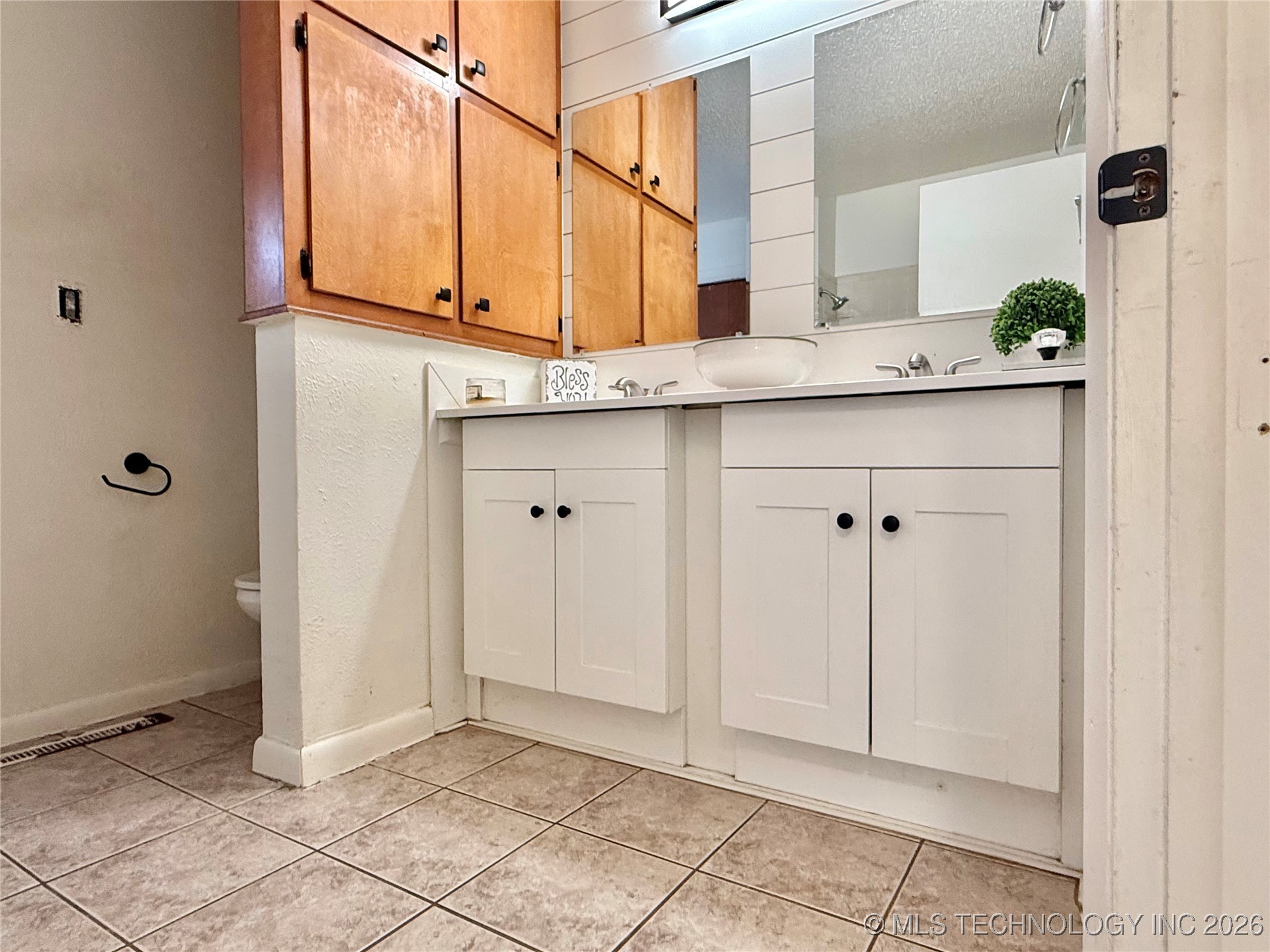 605 Mcarthur Property Photo 30