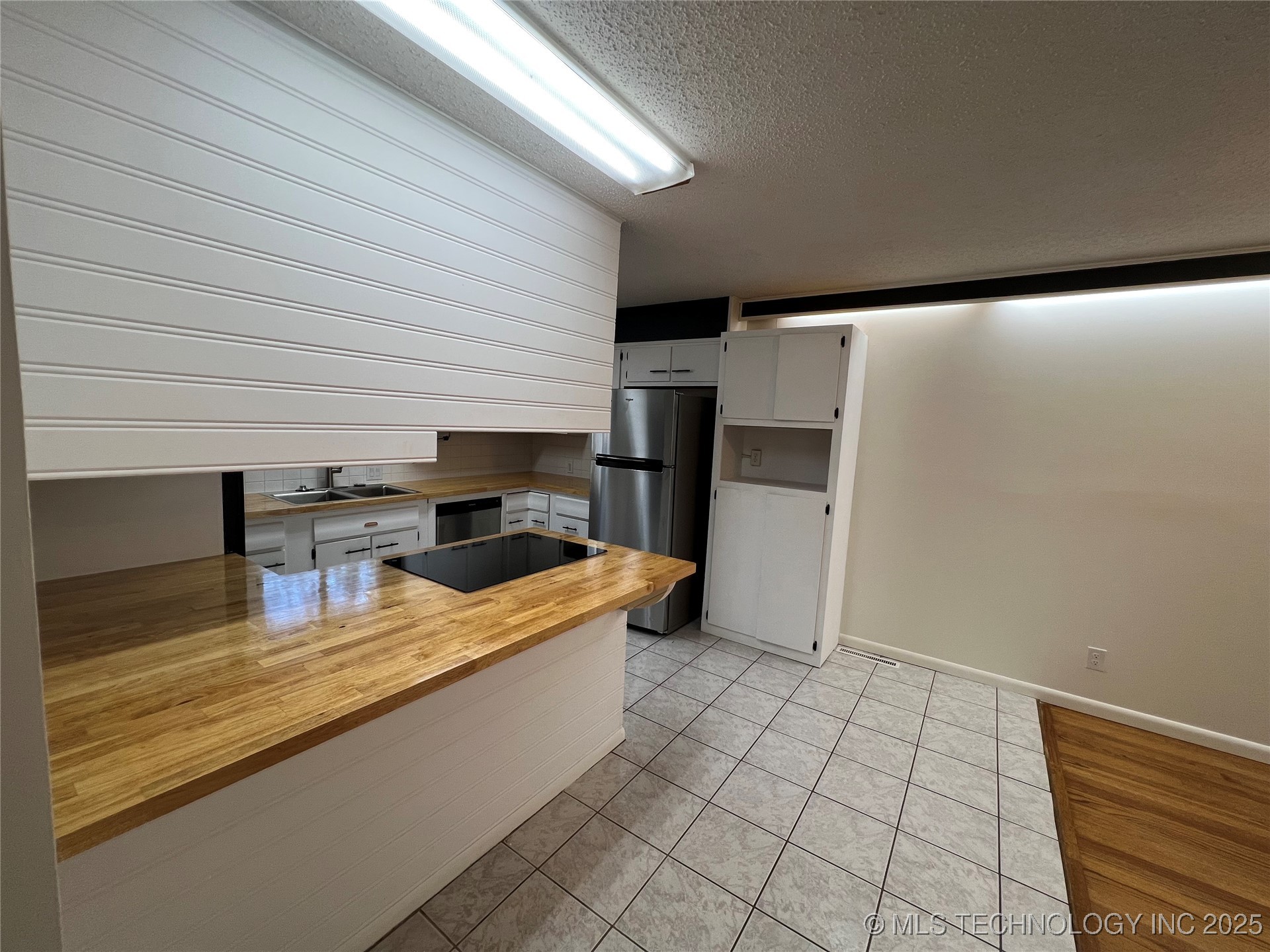 605 Mcarthur Property Photo 36