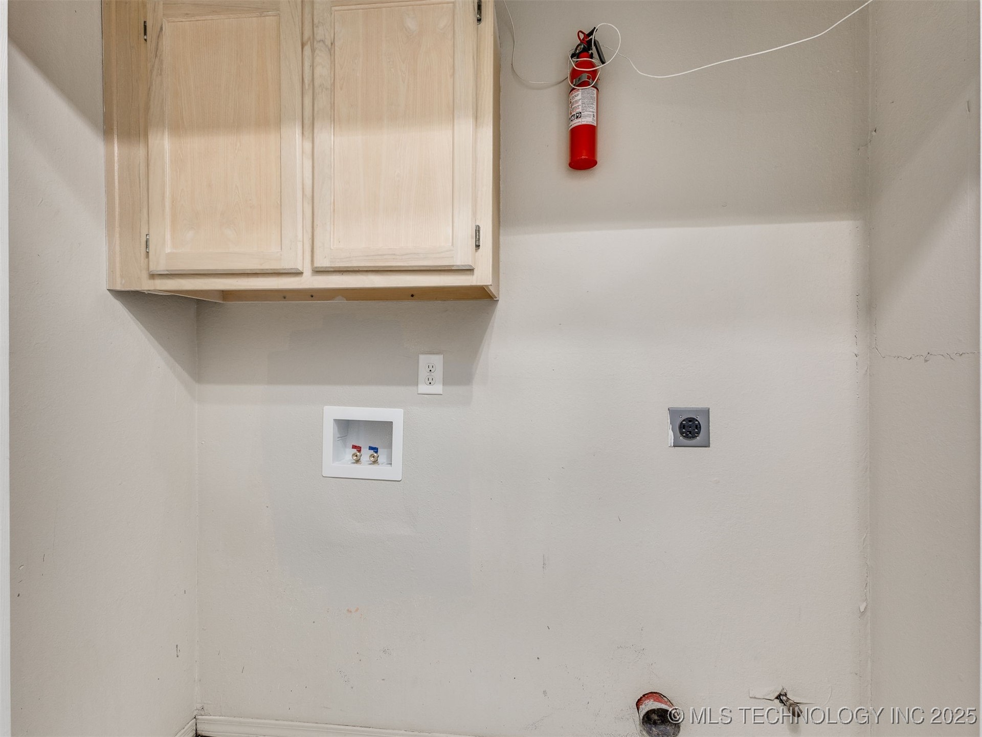 118 E 48th Street Property Photo 26