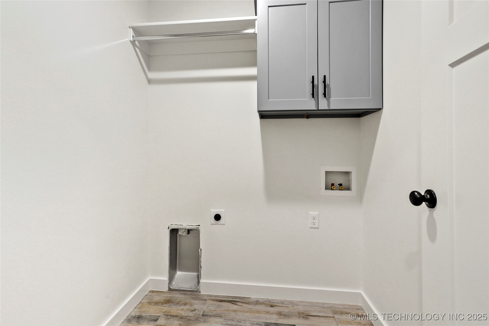 817 E 11th Street Property Photo 20