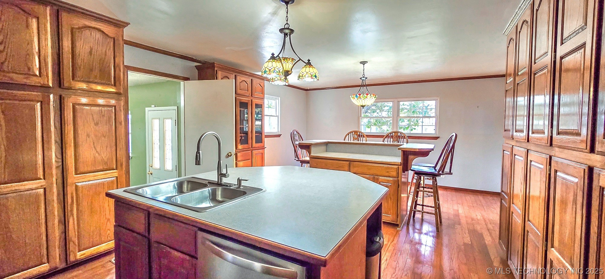 509 Sunset Strip Property Photo 23