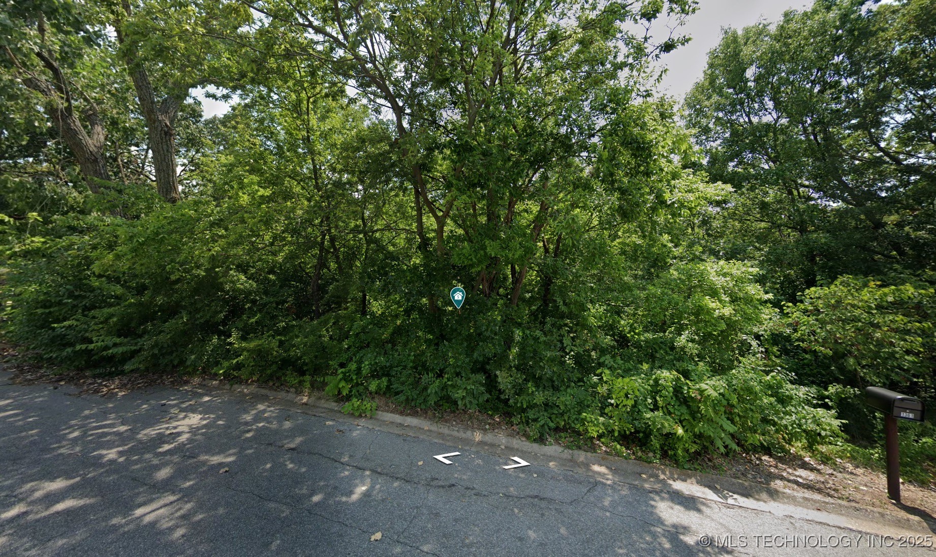 1350 Aspen Lane Property Photo 2