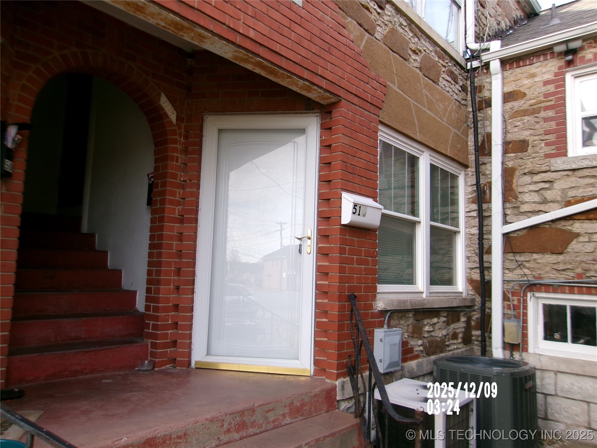 508 E 4th Street 510 Property Photo 2