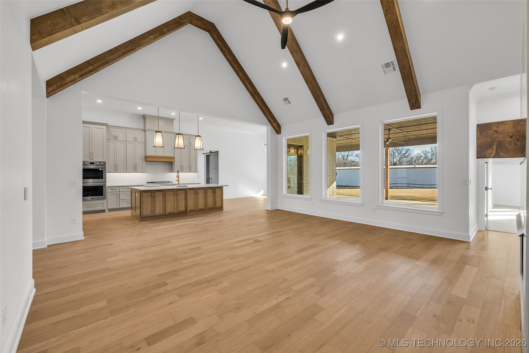 6708 E 153rd Street S Property Photo 4