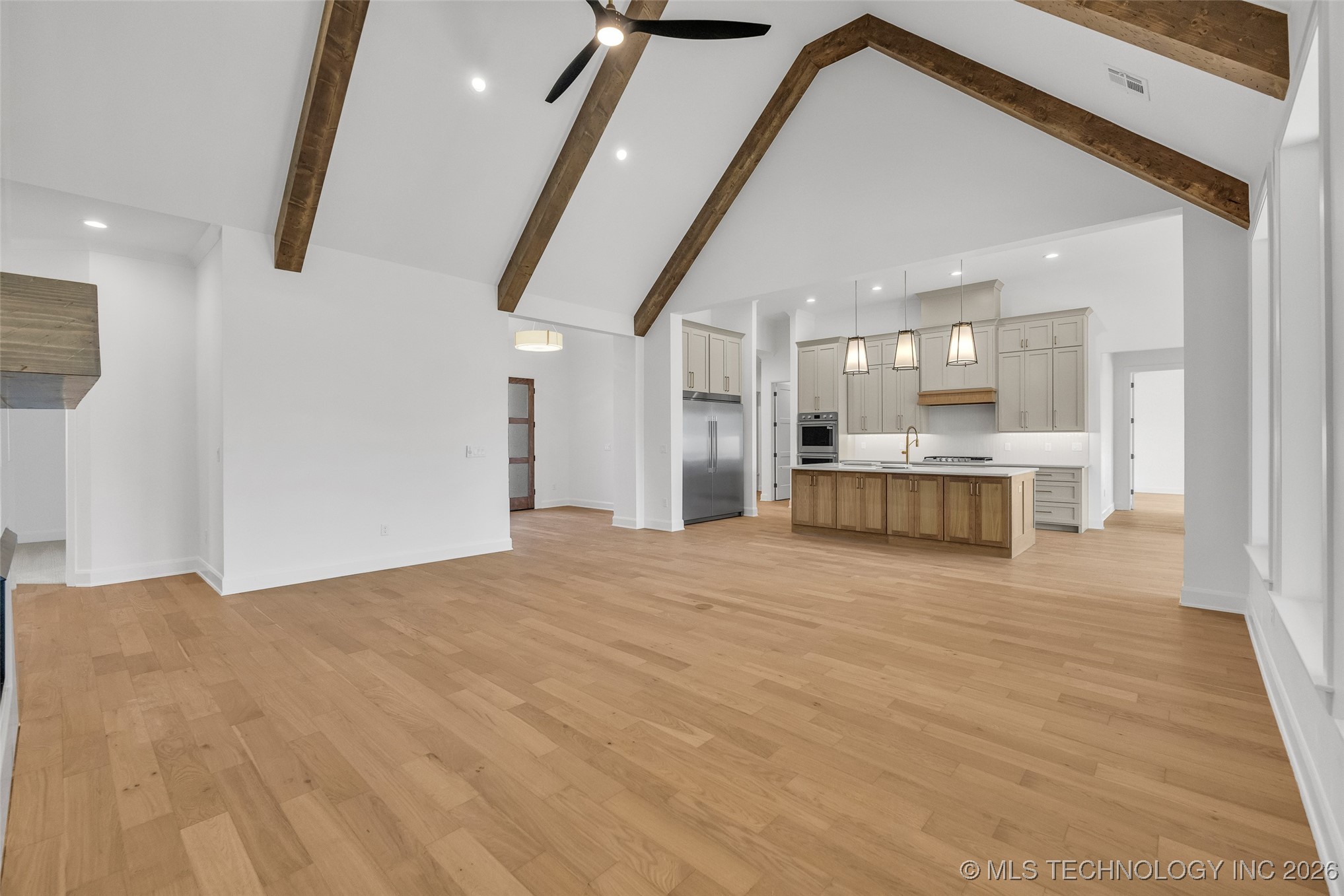 6708 E 153rd Street S Property Photo 5