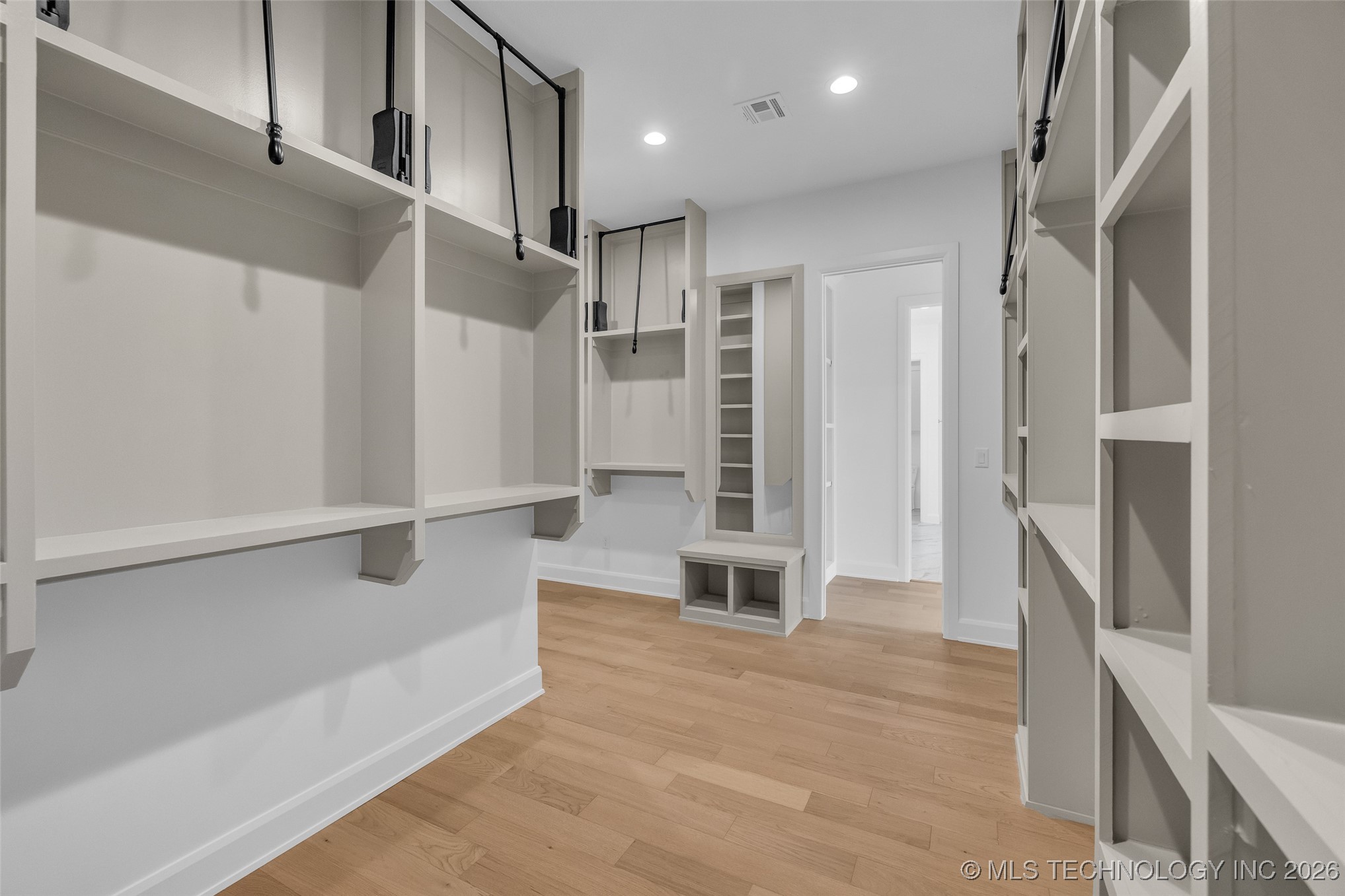 6708 E 153rd Street S Property Photo 17