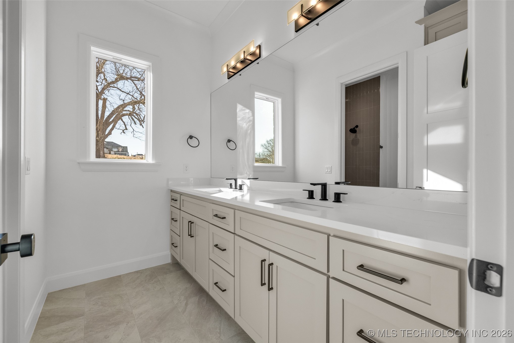 6708 E 153rd Street S Property Photo 28