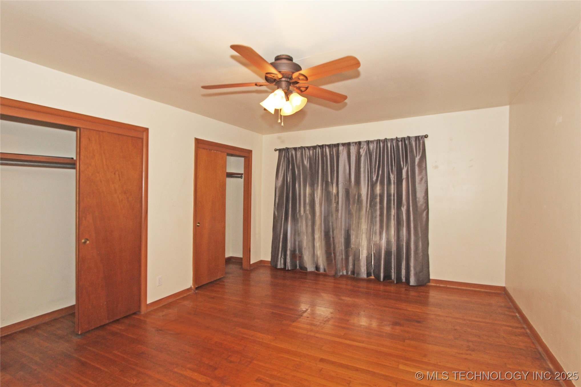 912 W Shawnee Avenue Property Photo 18