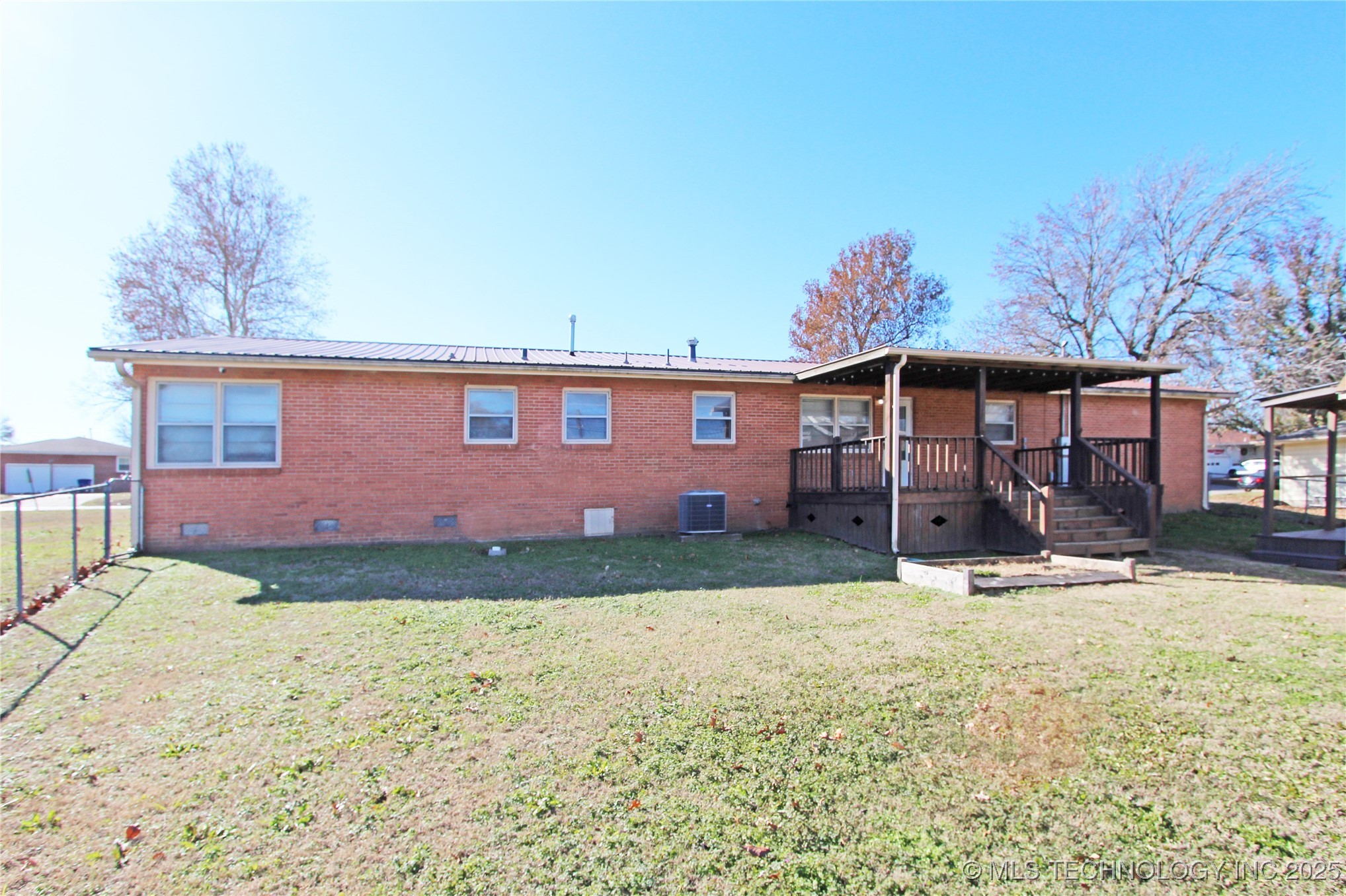 912 W Shawnee Avenue Property Photo 30