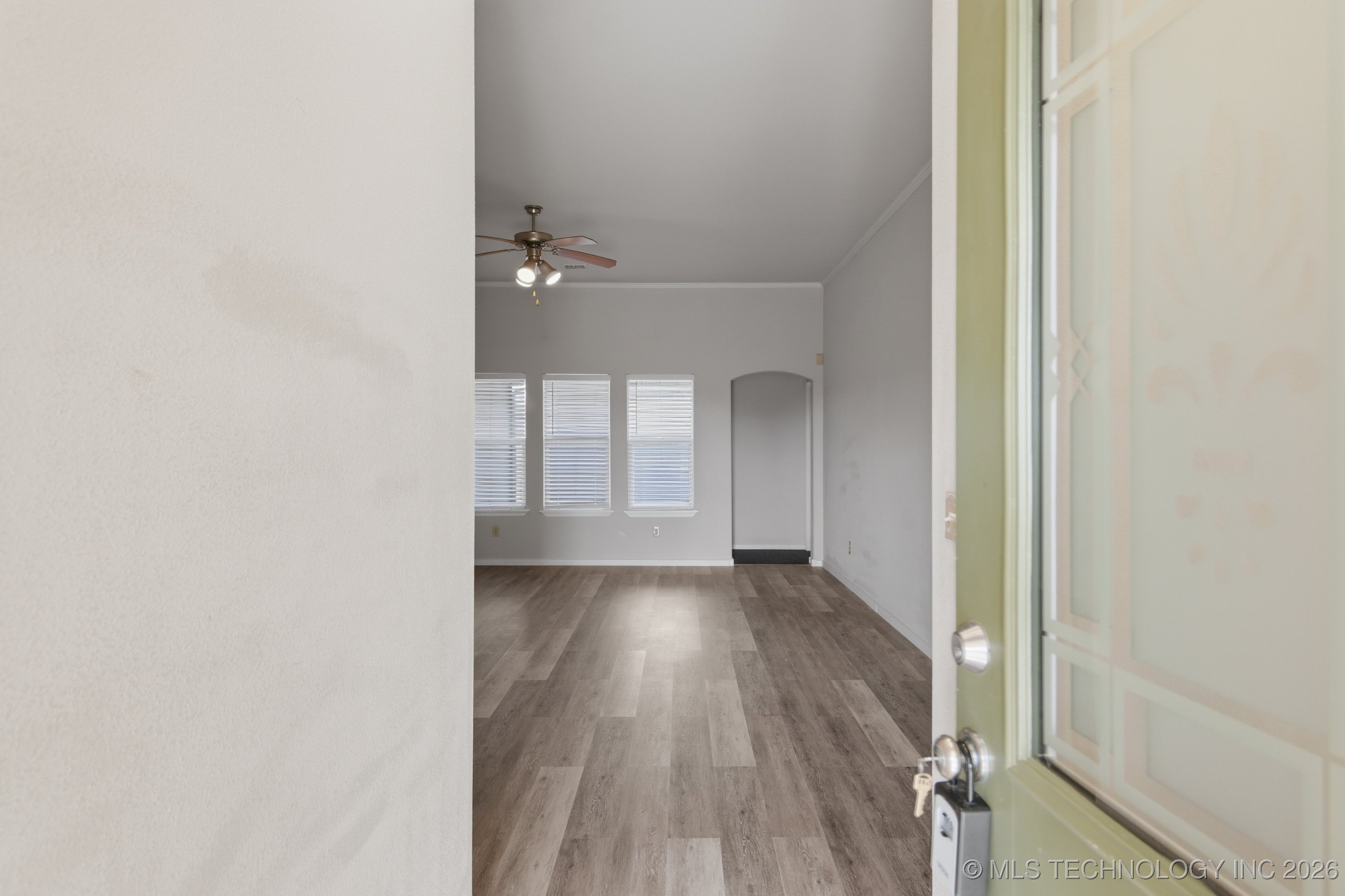 3402 Stonewall Drive Property Photo 4