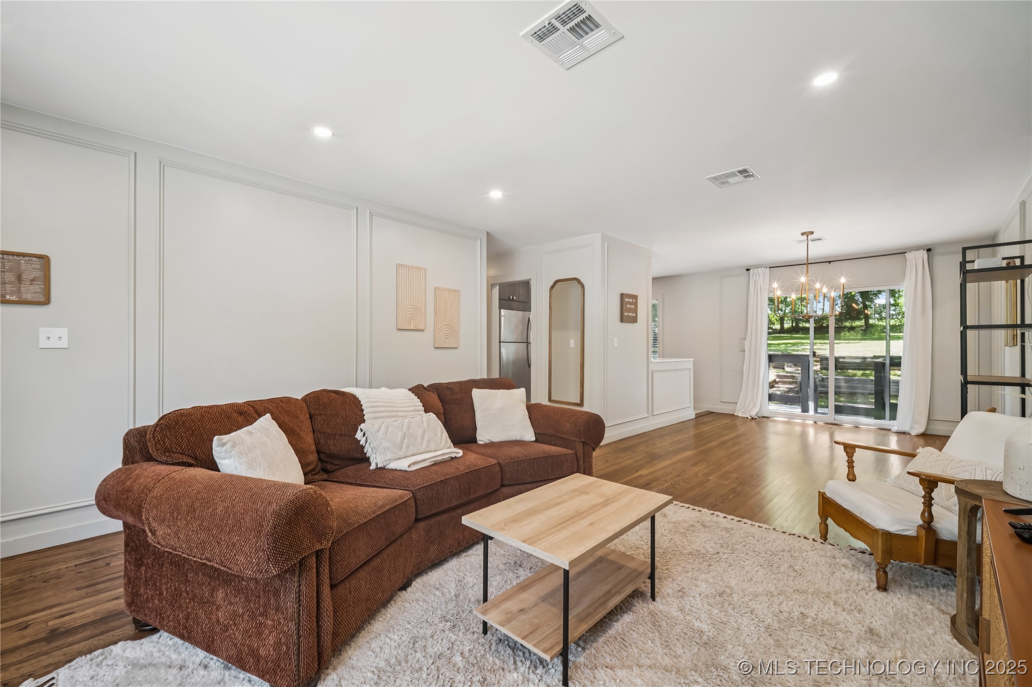 2818 S Pittsburg Avenue Property Photo 7