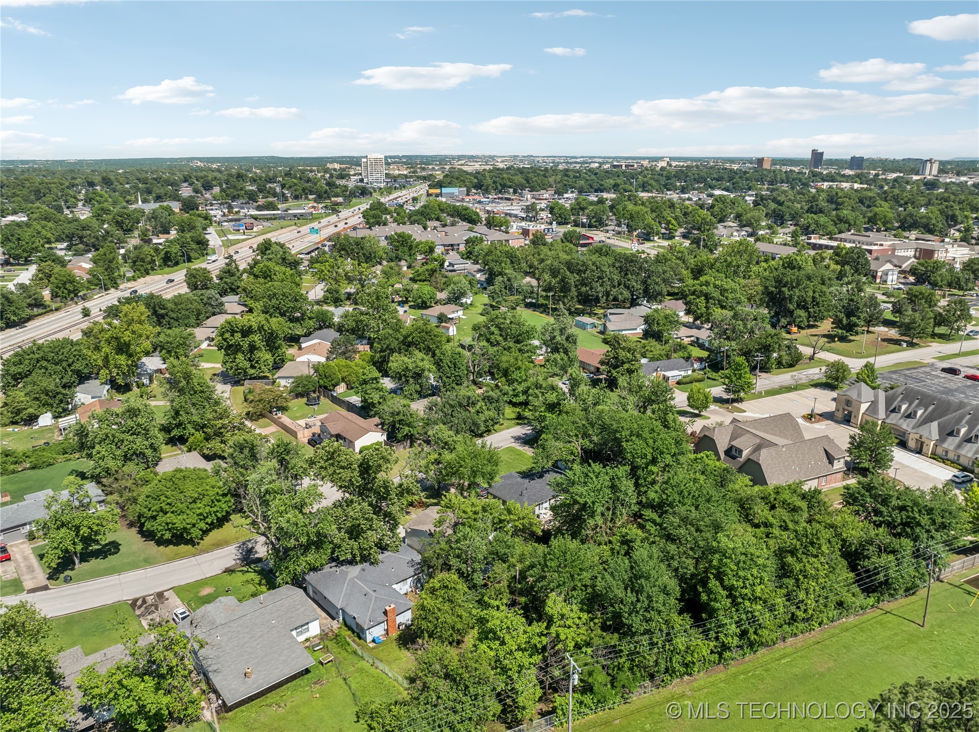 2818 S Pittsburg Avenue Property Photo 31