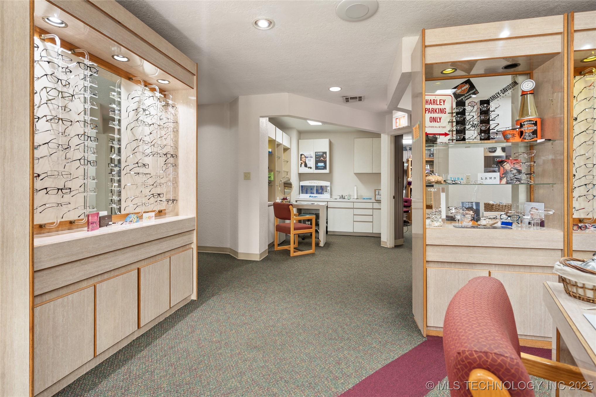 715 12th Nw Property Photo 5