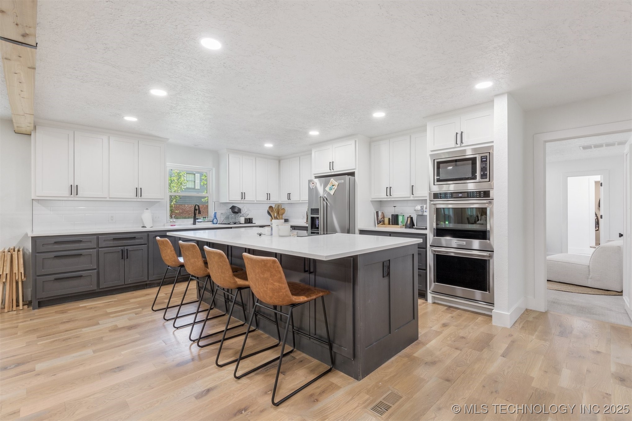 10123 S Urbana Avenue Property Photo 17