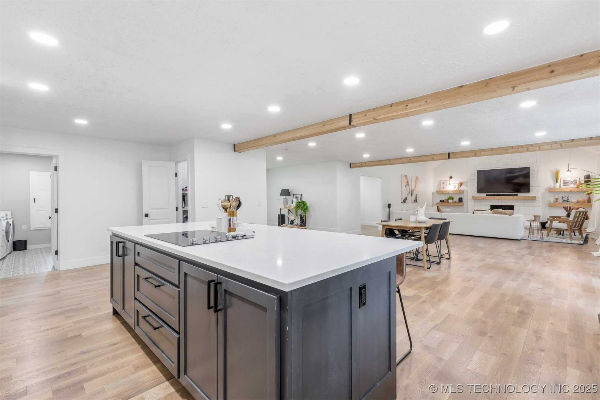 10123 S Urbana Avenue Property Photo 21