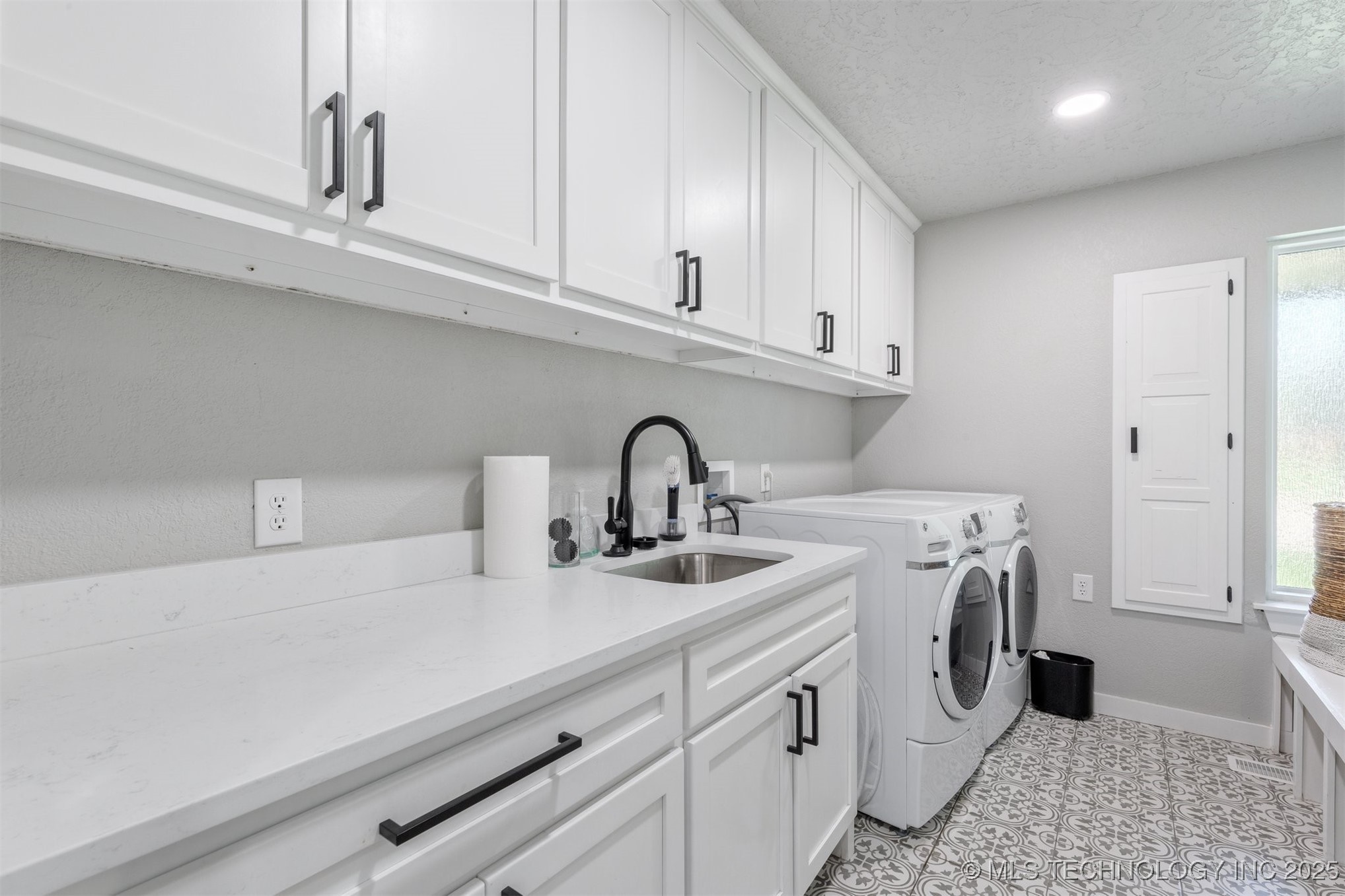 10123 S Urbana Avenue Property Photo 30