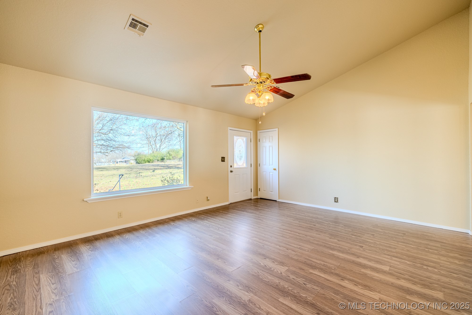 8850 W 151st Street S Property Photo 9