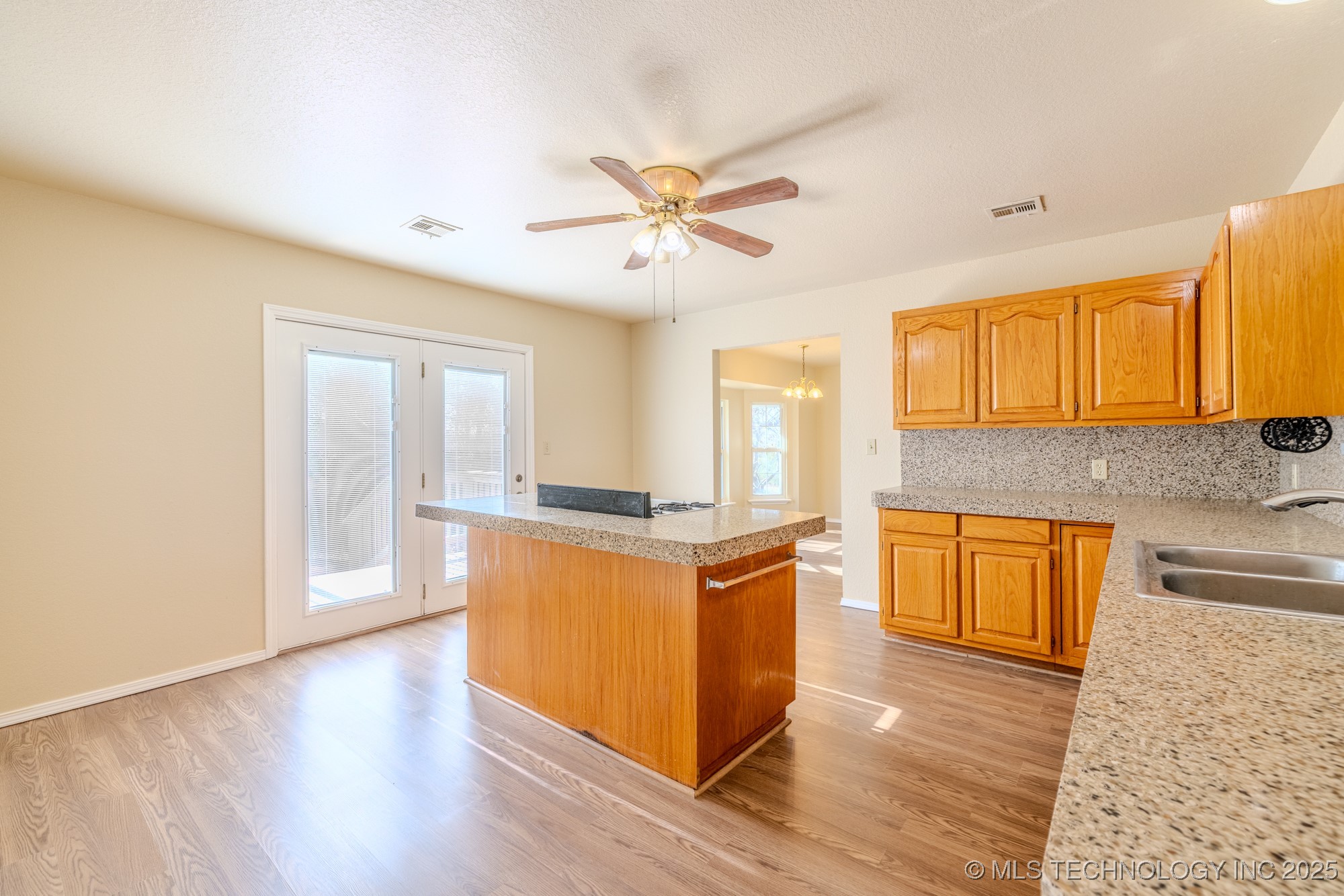 8850 W 151st Street S Property Photo 11