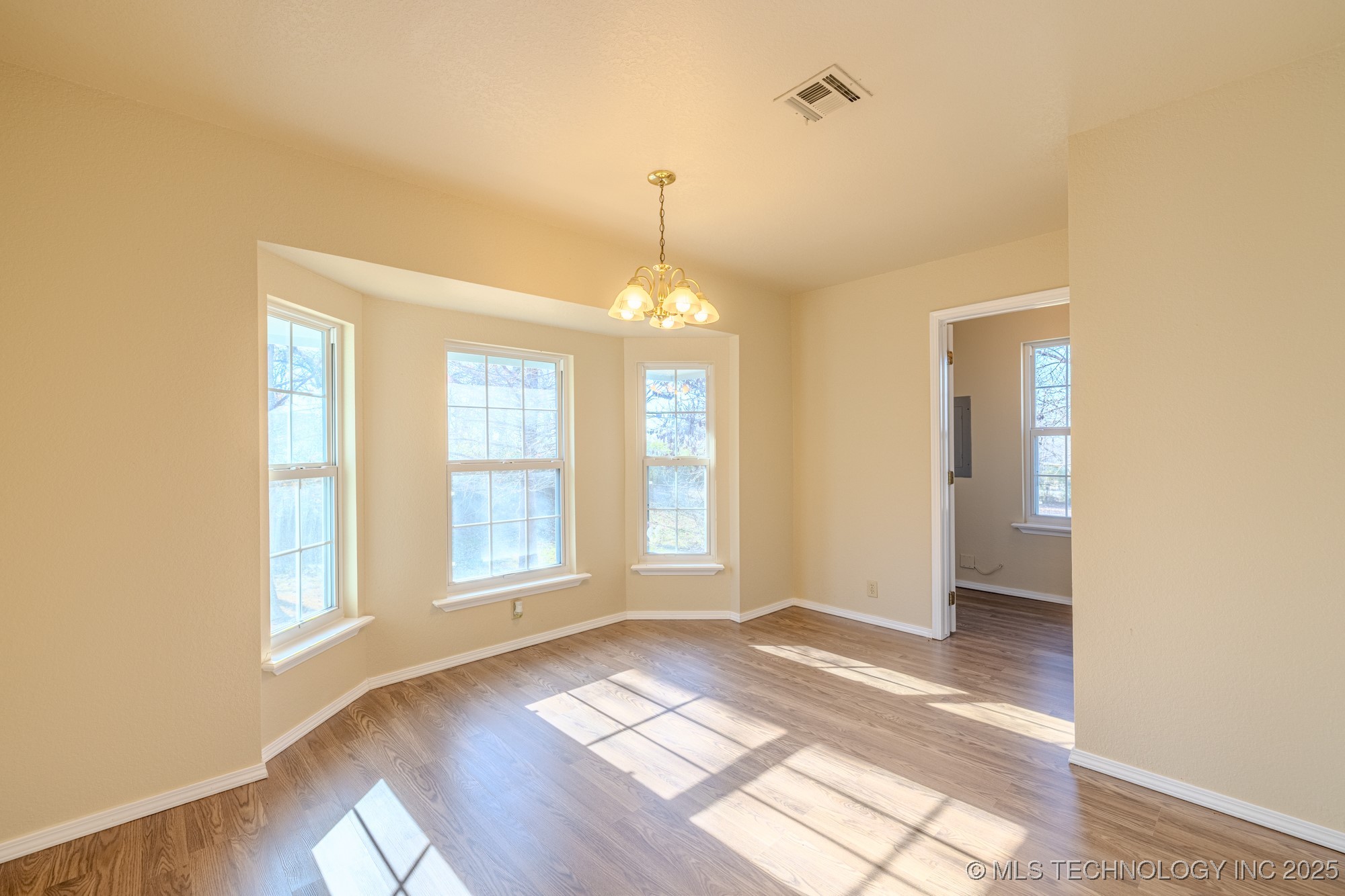 8850 W 151st Street S Property Photo 14