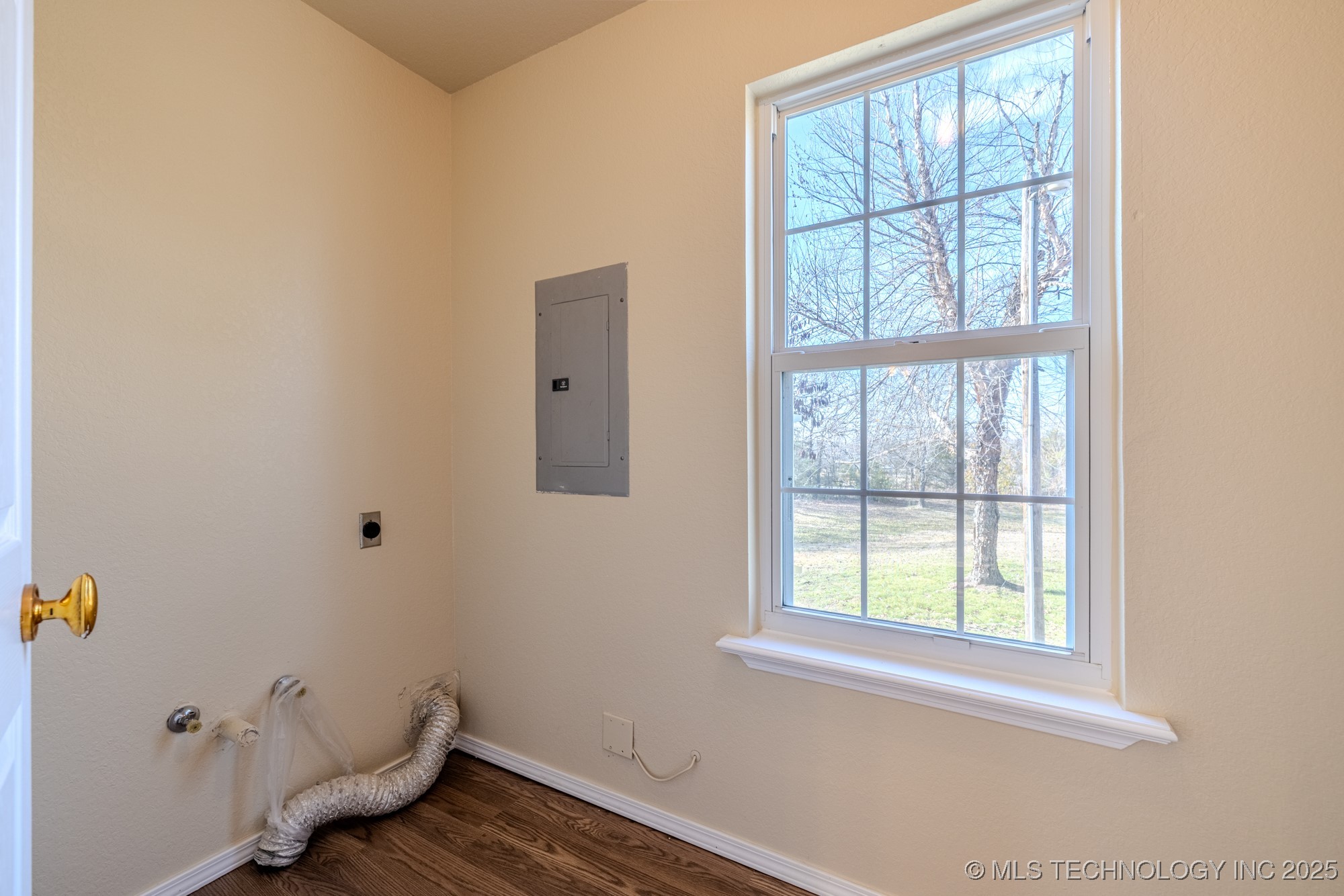 8850 W 151st Street S Property Photo 16