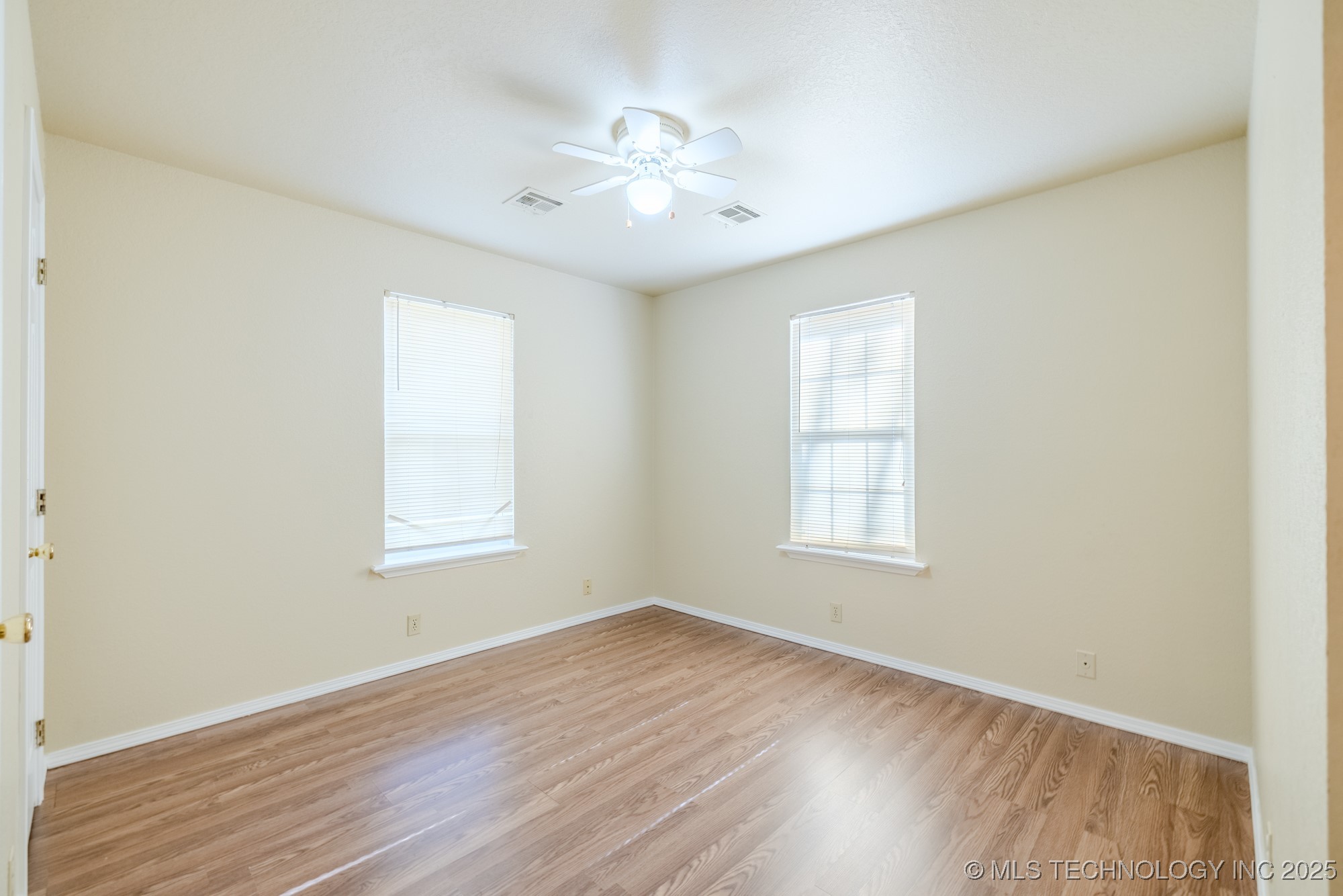 8850 W 151st Street S Property Photo 19