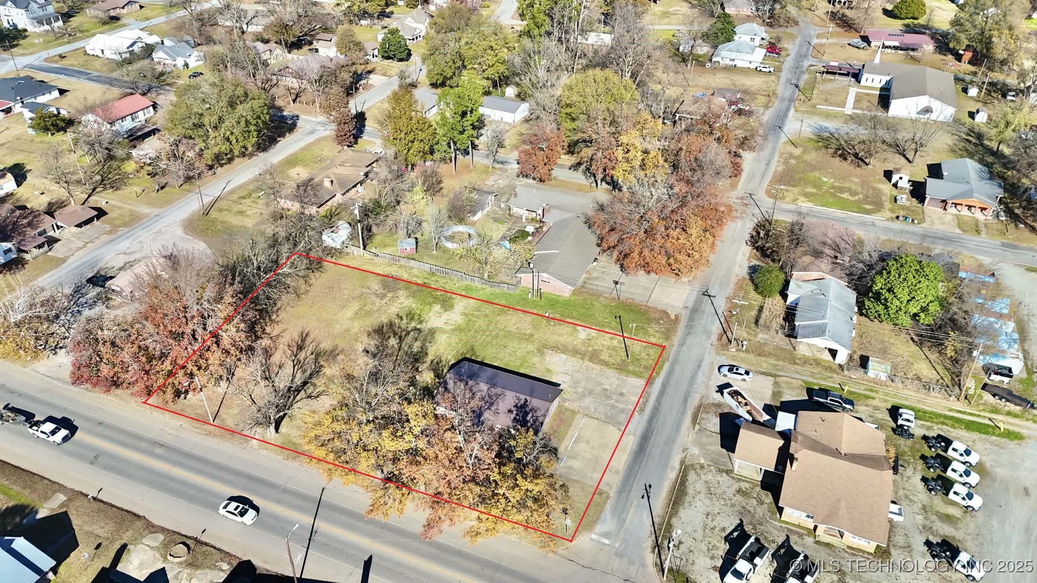 403 W Main Street Property Photo 1