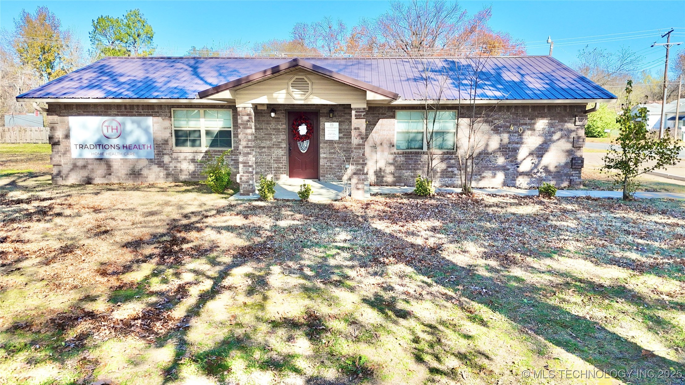 403 W Main Street Property Photo 8