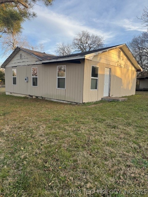 201 School Street Property Photo 3