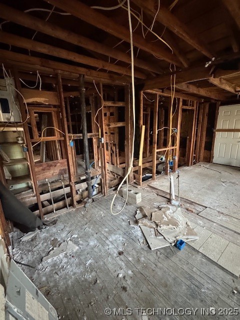 201 School Street Property Photo 11