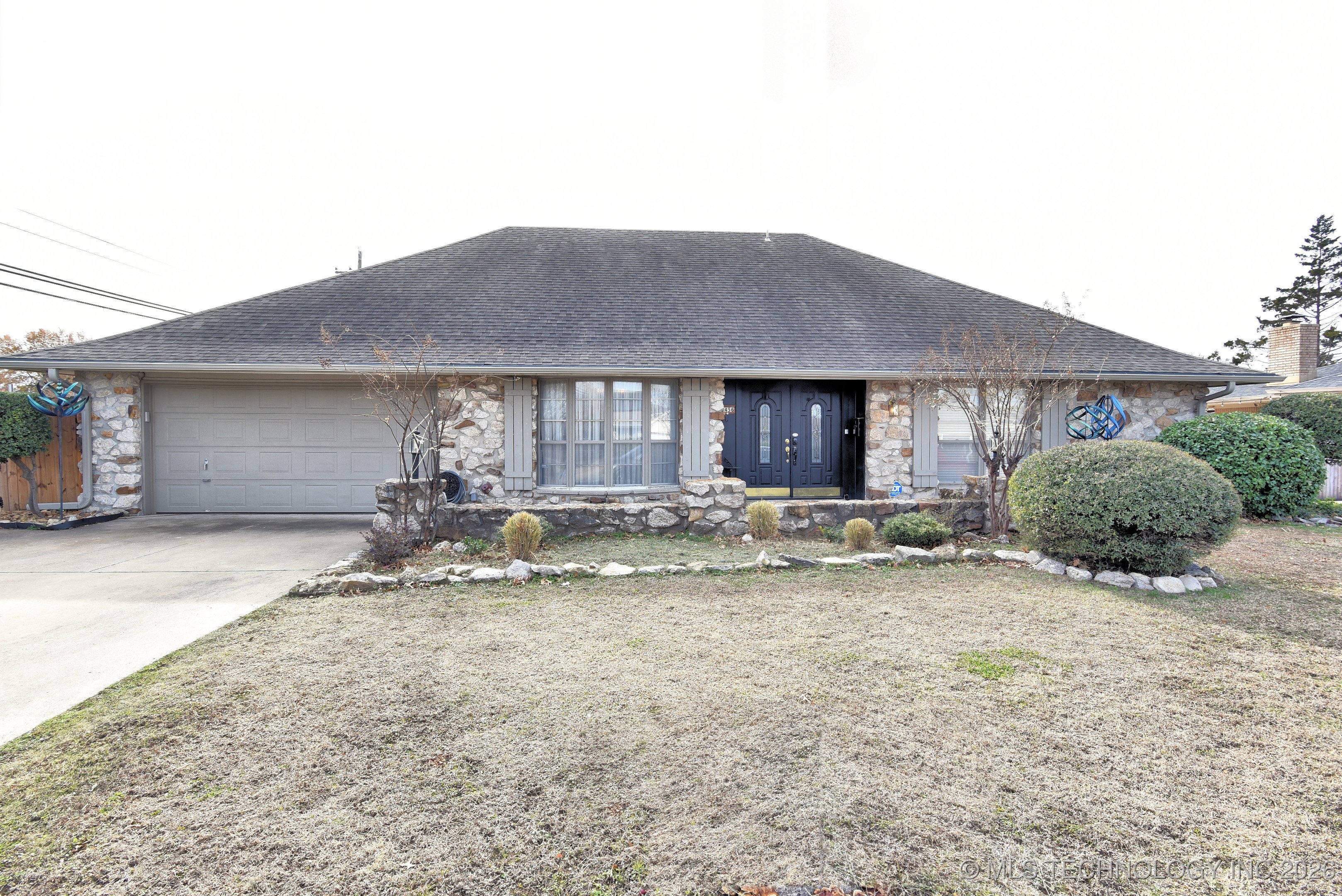 9456 E 39th Street Property Photo 1