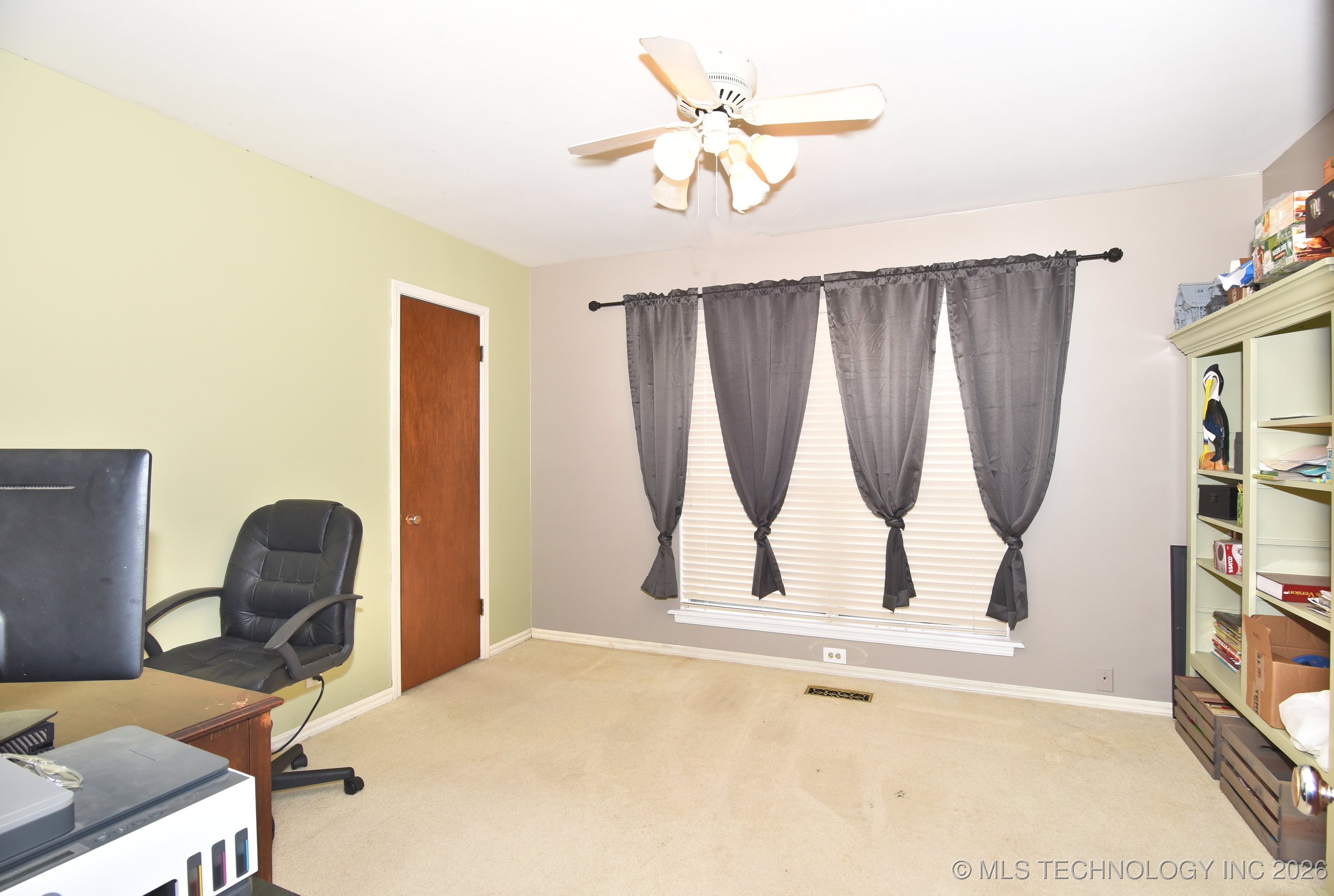 9456 E 39th Street Property Photo 8