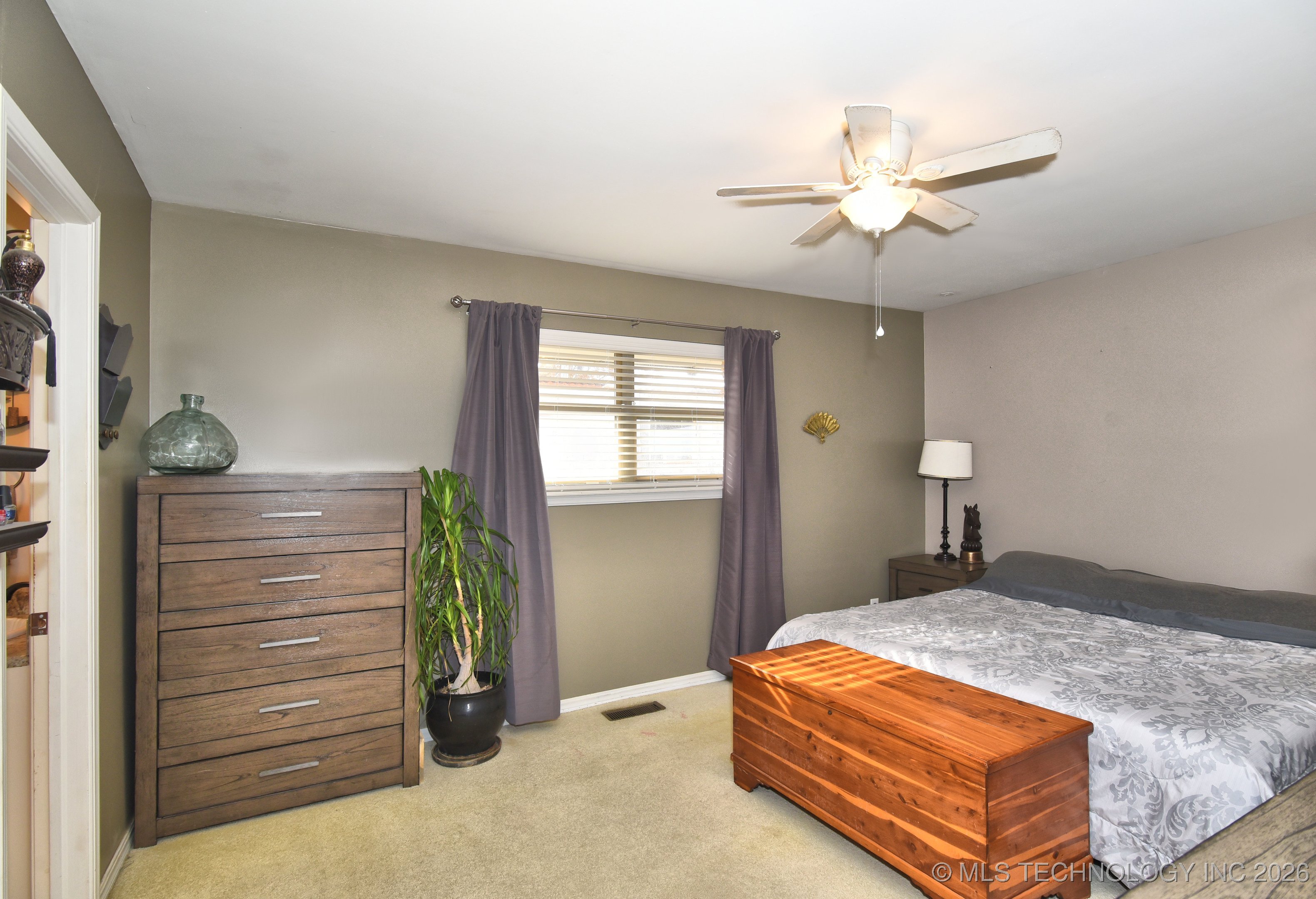 9456 E 39th Street Property Photo 12