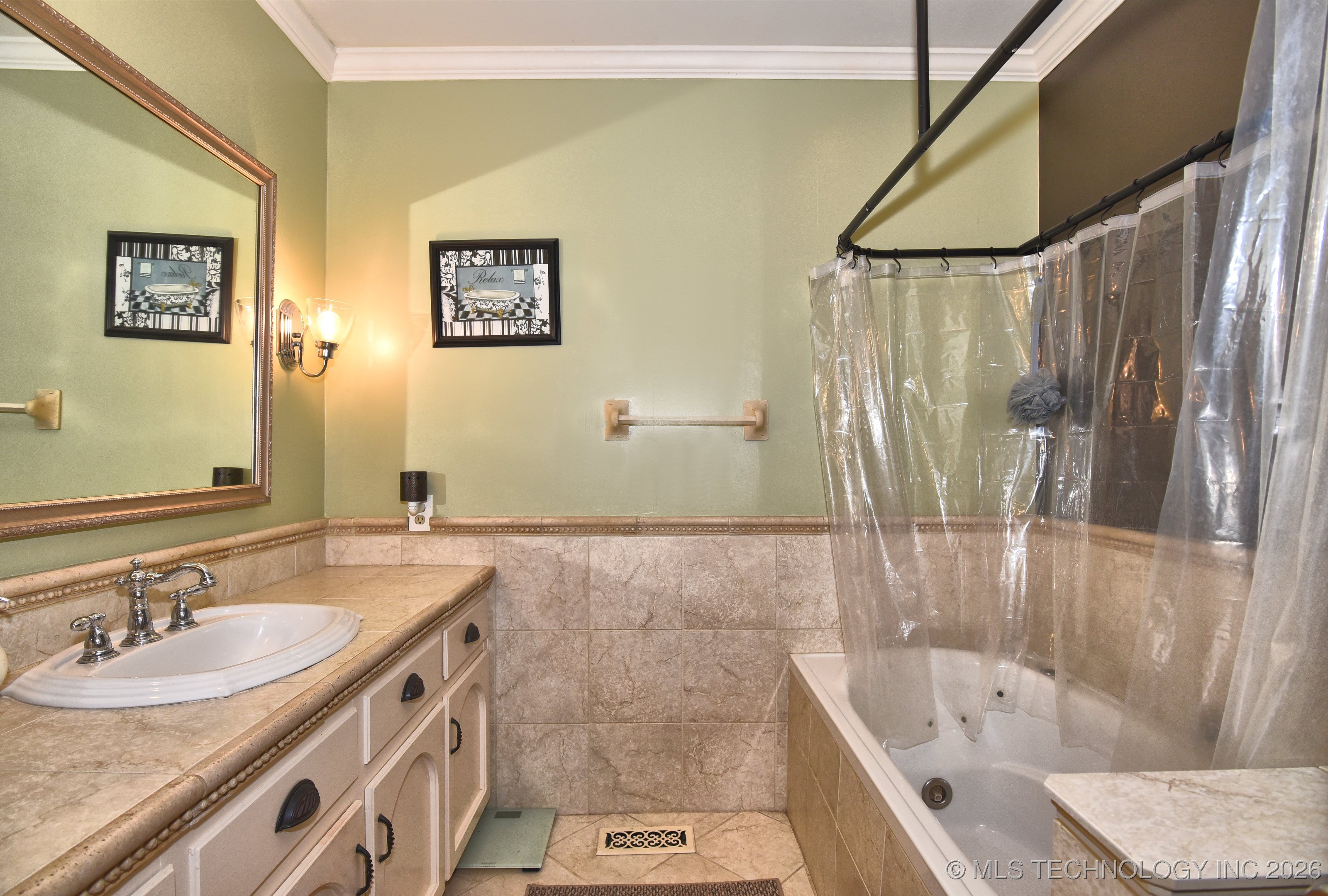 9456 E 39th Street Property Photo 15