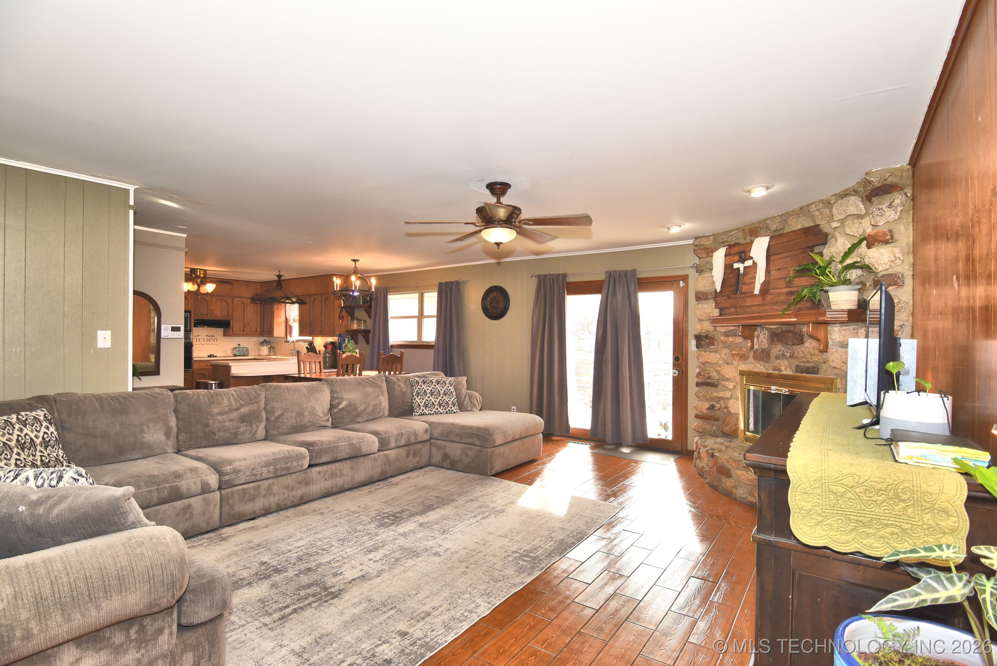 9456 E 39th Street Property Photo 16