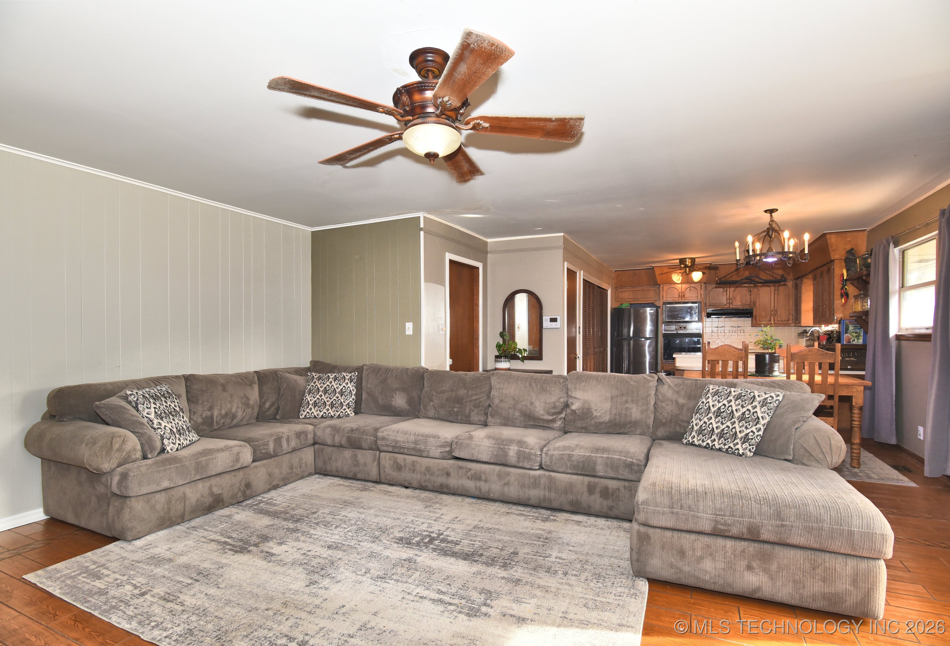 9456 E 39th Street Property Photo 17