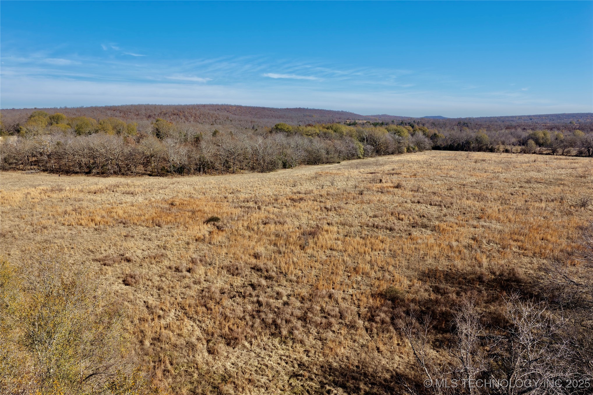 2 E 1230 Road Property Photo 3