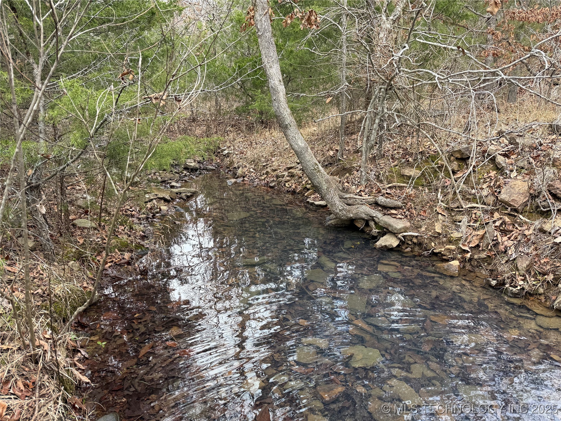 805 Road Property Photo 2