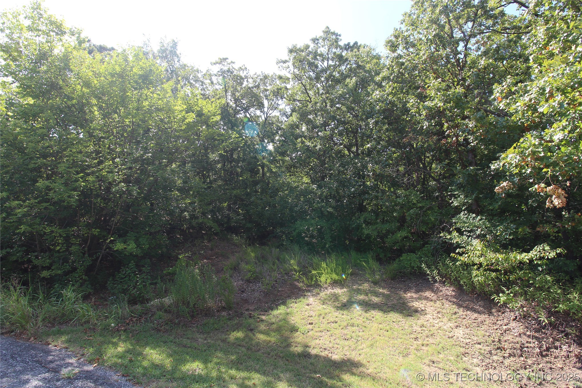 8884 S 39th West Avenue Property Photo 2