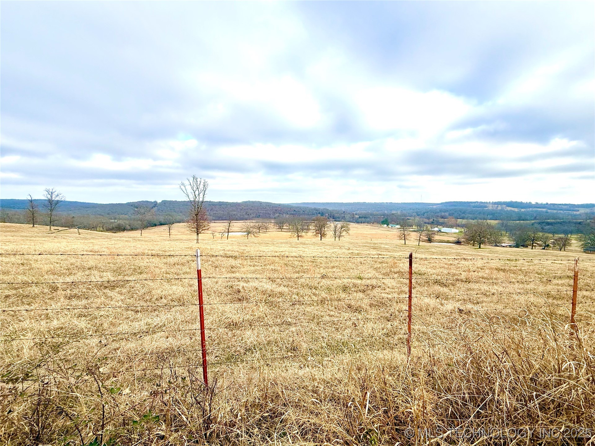 805 Road Property Photo 1