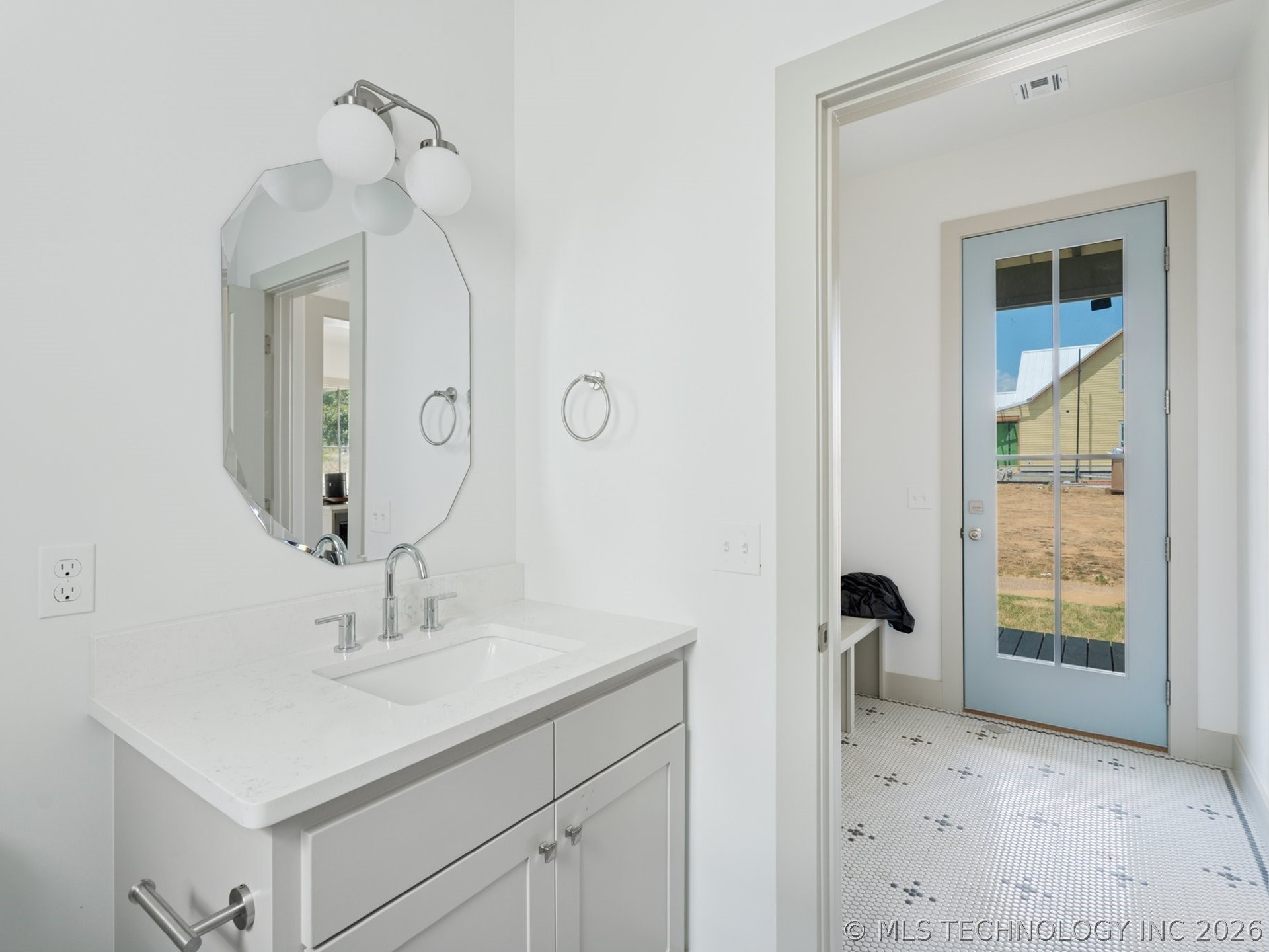 38 Hill Street A Property Photo 25